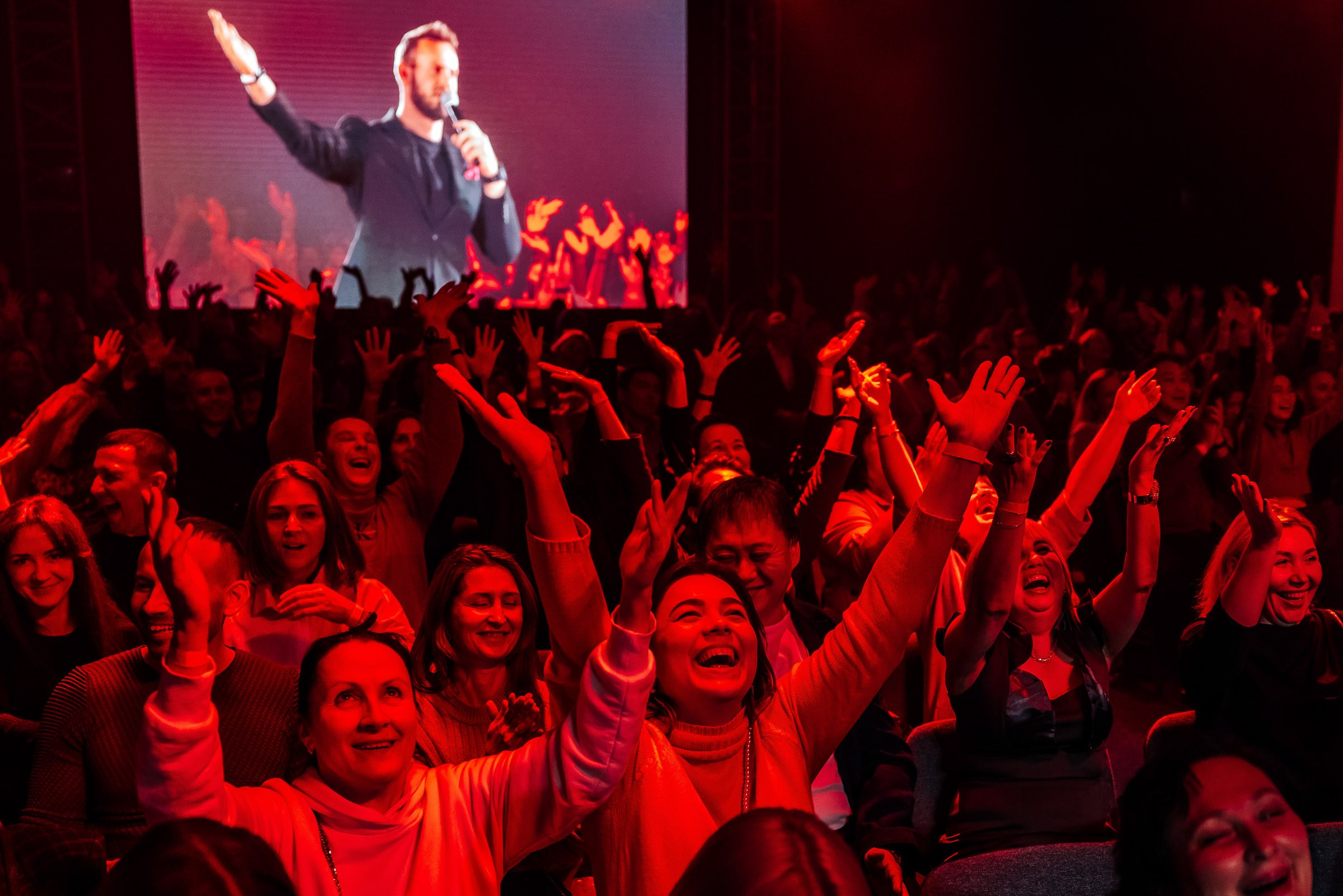 Кадровик продакшн: Фото и видеосъемка форумов, конференций, масштабных событий в Иркутске