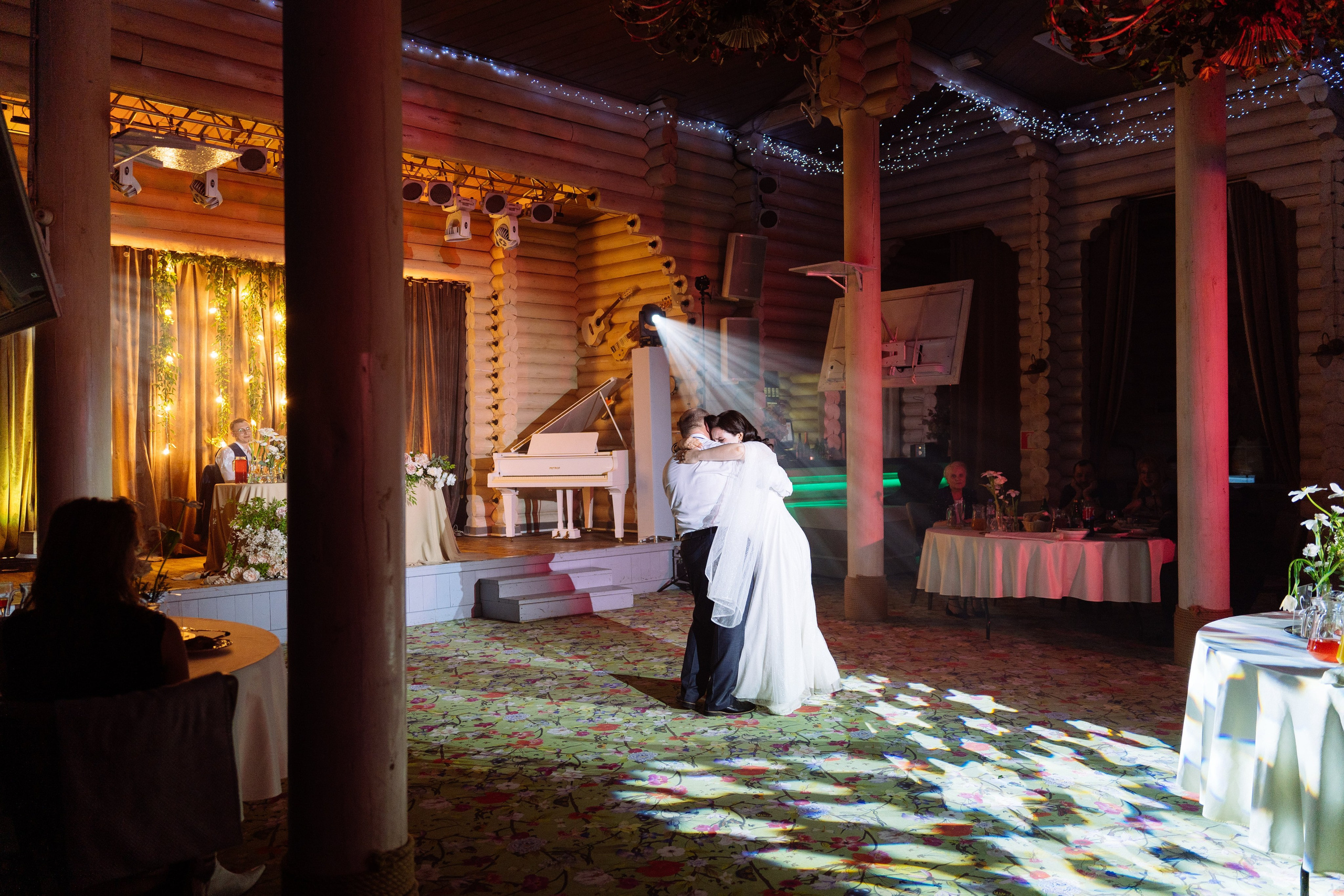 Свадьба Валентина и Дарьи в загородном клубе «Ближняя дача»