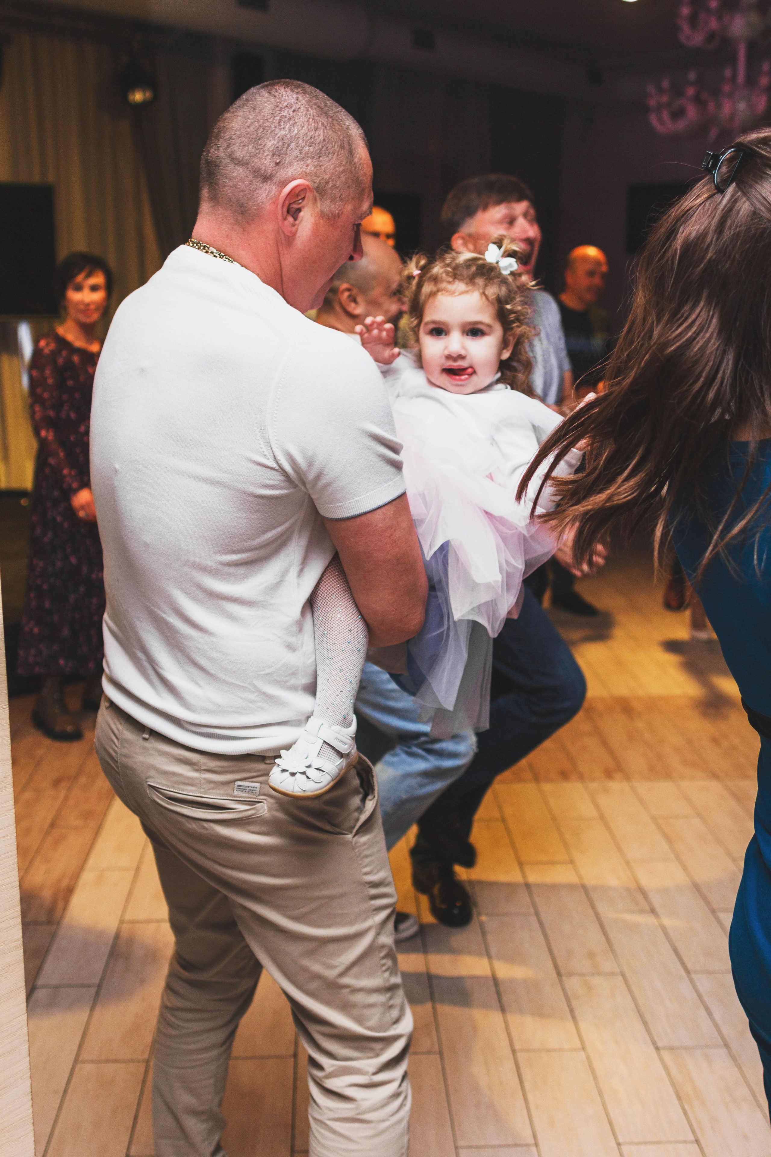 Дмитрию 45 лет. Детский и семейный фотограф в Москве