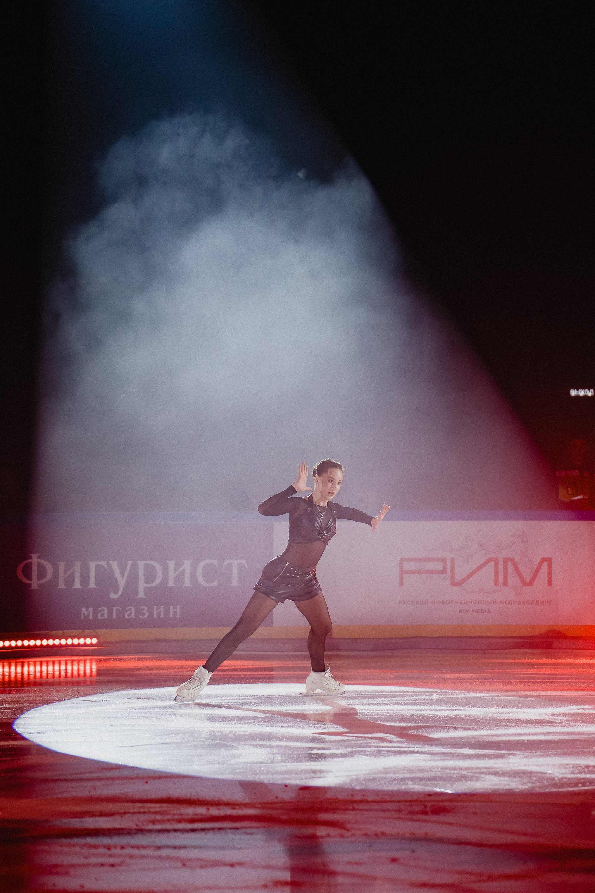 Шоу Этери Тутберидзе в Новосибирске. Воробьева Ксения — Спортивный и танцевальный фотограф Новосибирск