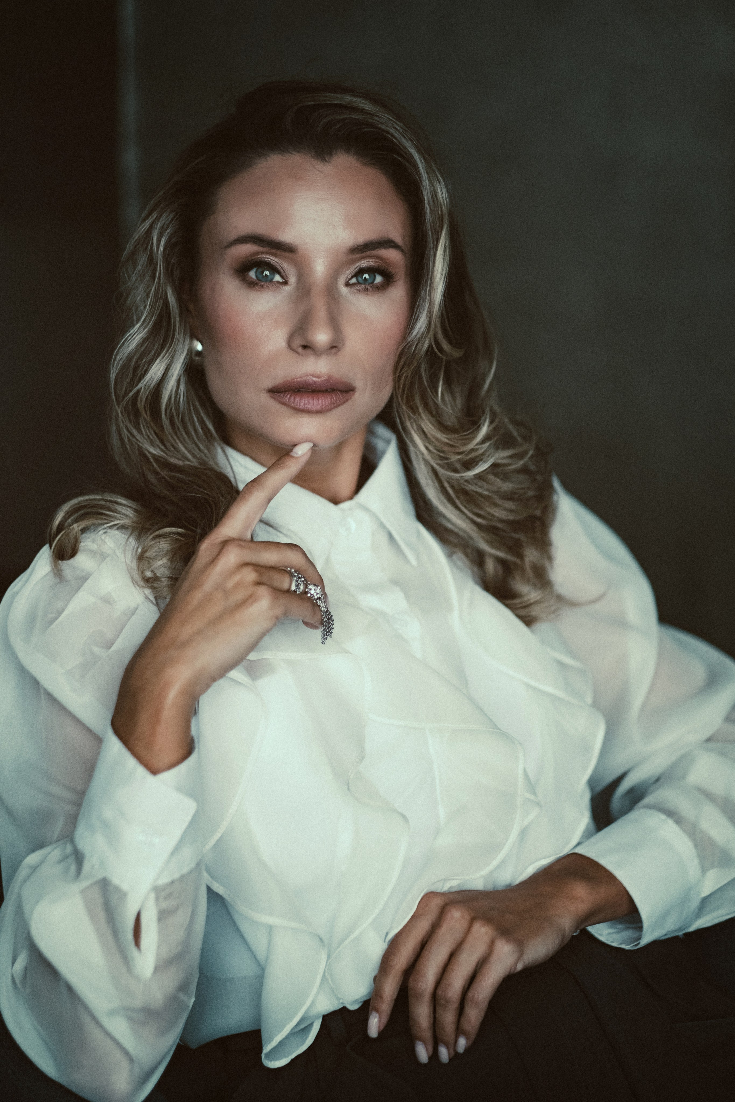 Фотограф Михаил Гуляев. Фотосессия в Новосибирске. Фотосессия в студии.