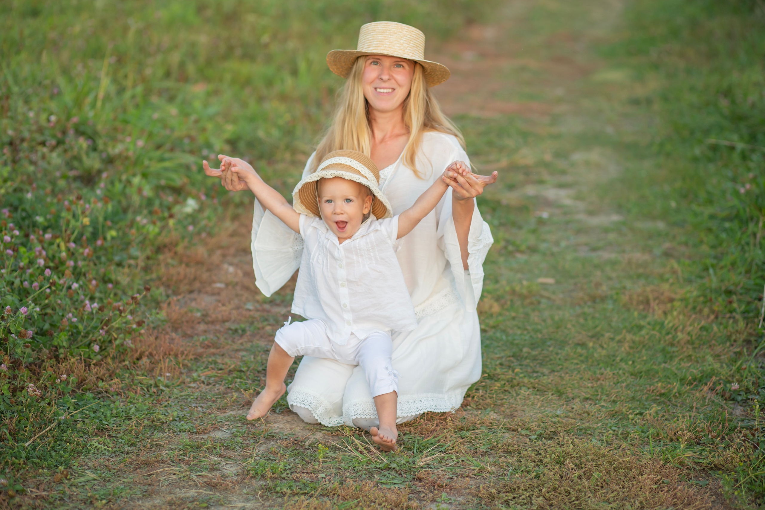 В поле…. Семейный и детский фотограф в Москве и МО — Александра