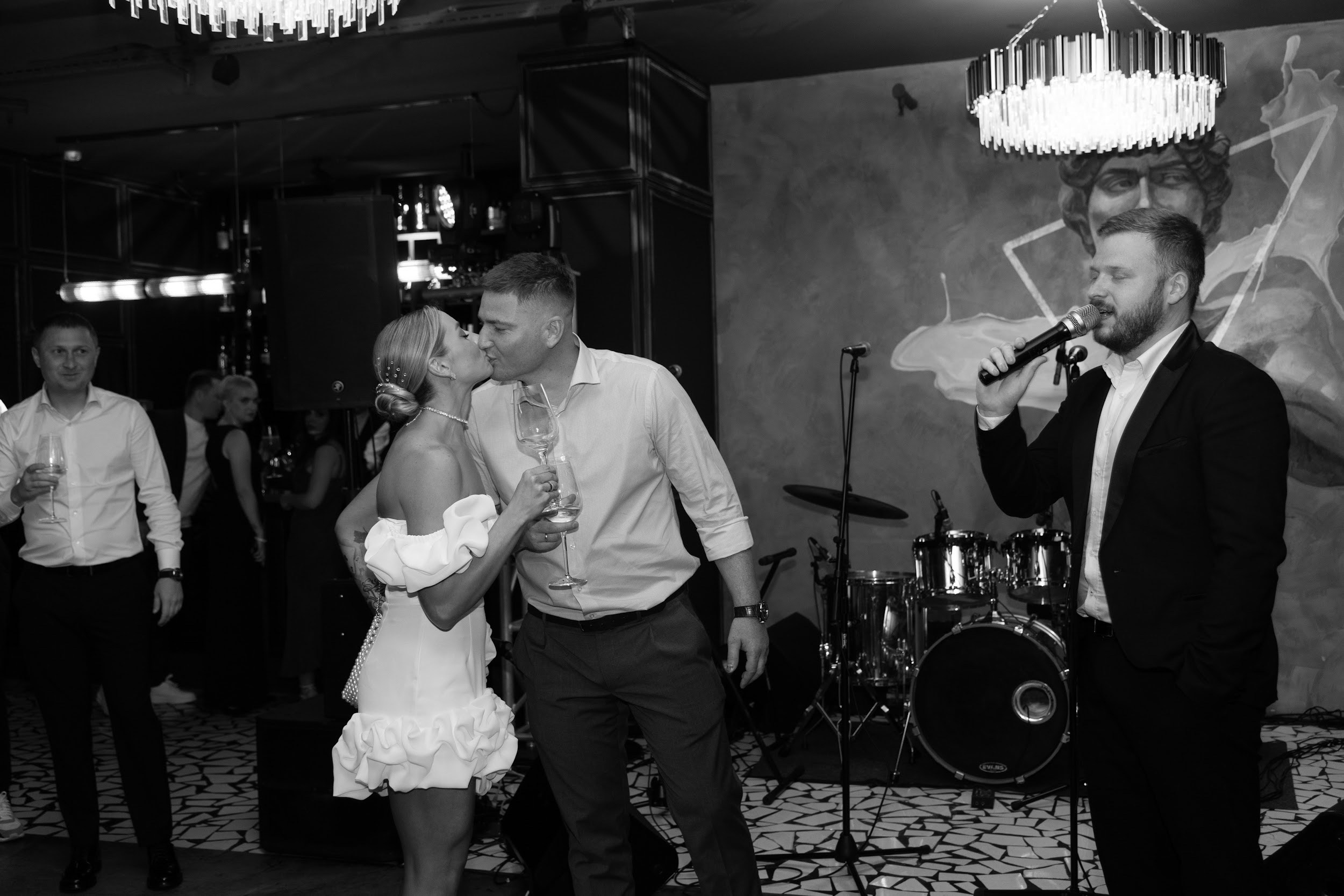 Годовщина свадьбы Владивосток. Организация свадеб и других мероприятий во Владивостоке от «Рядом быть»