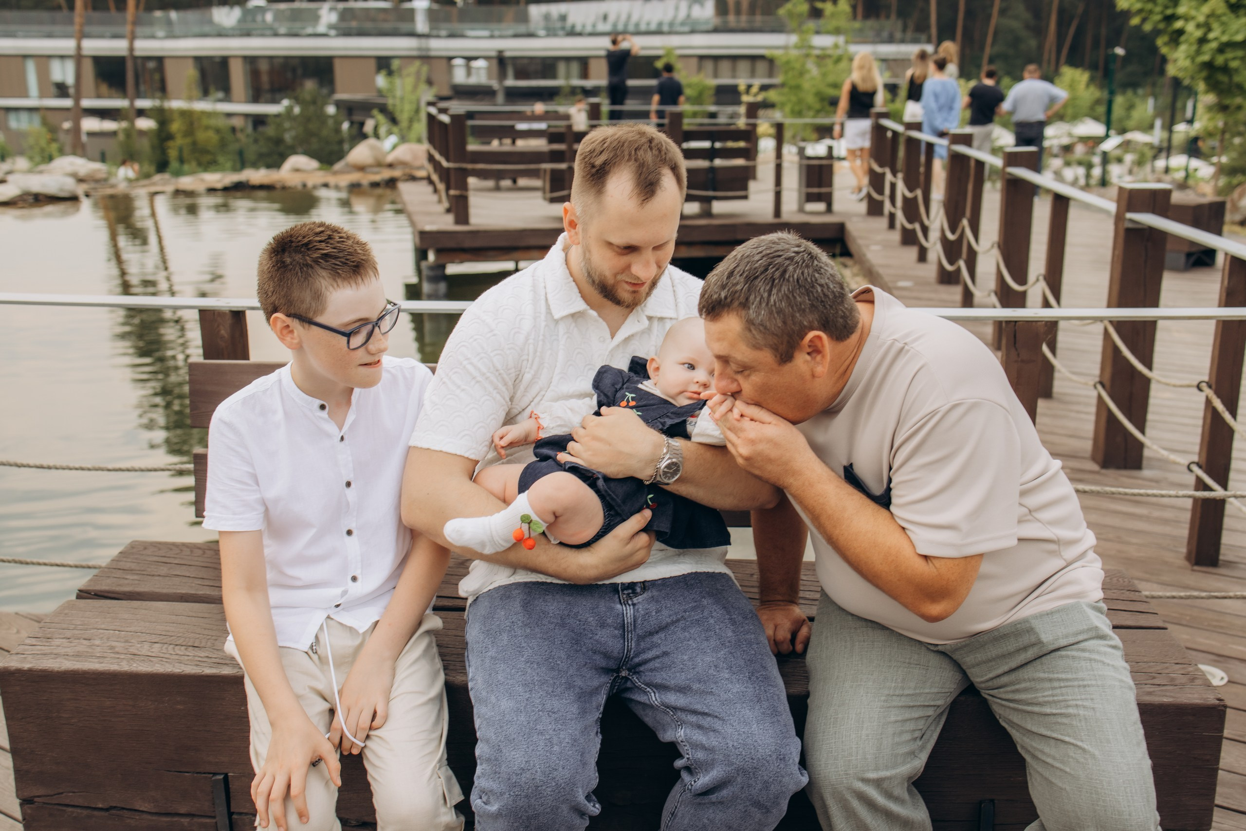 Семейная фотография родителей с детьми в Одинцово