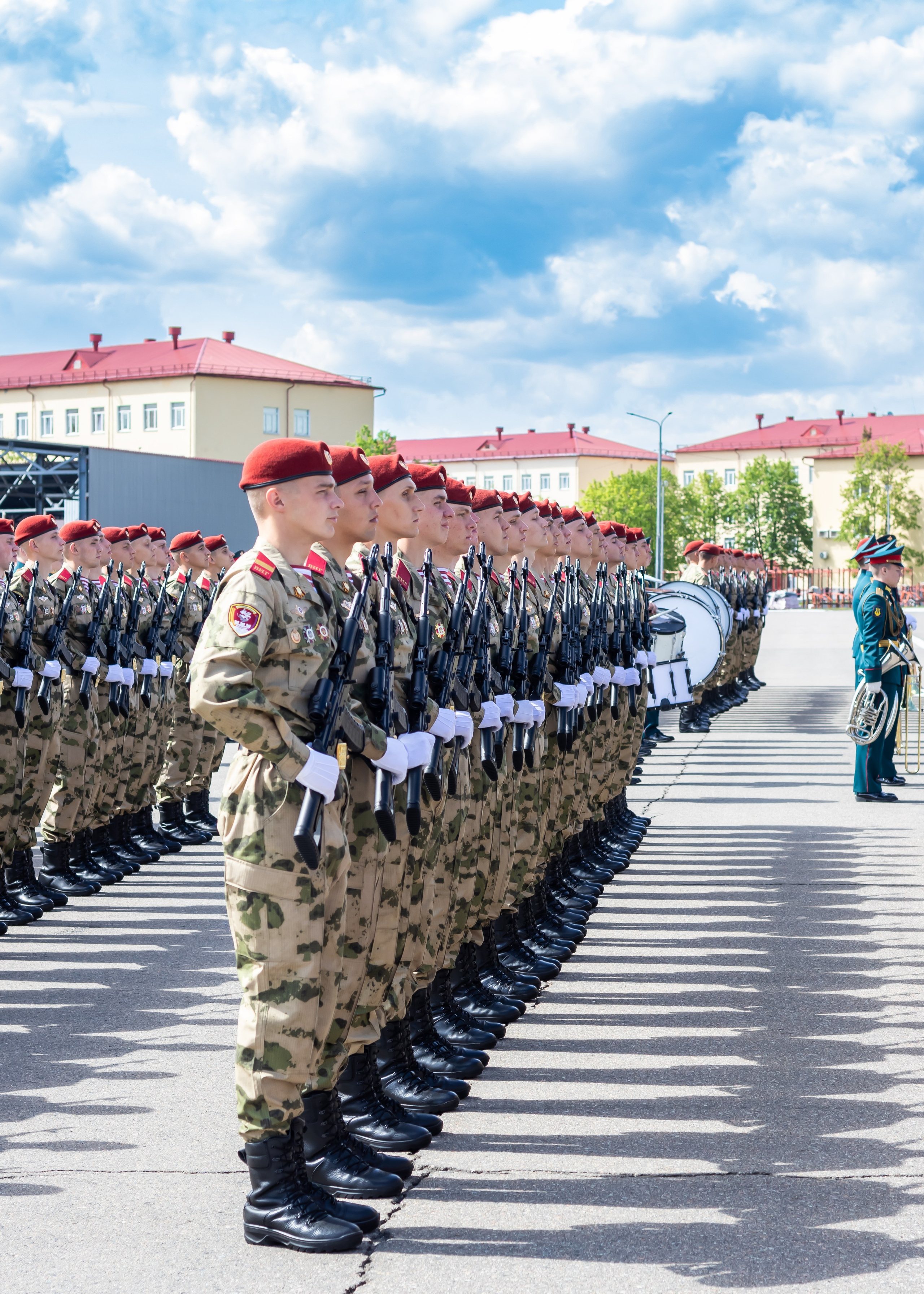 Сирень Победы Дивизия оперативного назначения имени Ф.Э Дзержинского Балашиха Росгвардия подготовка к параду