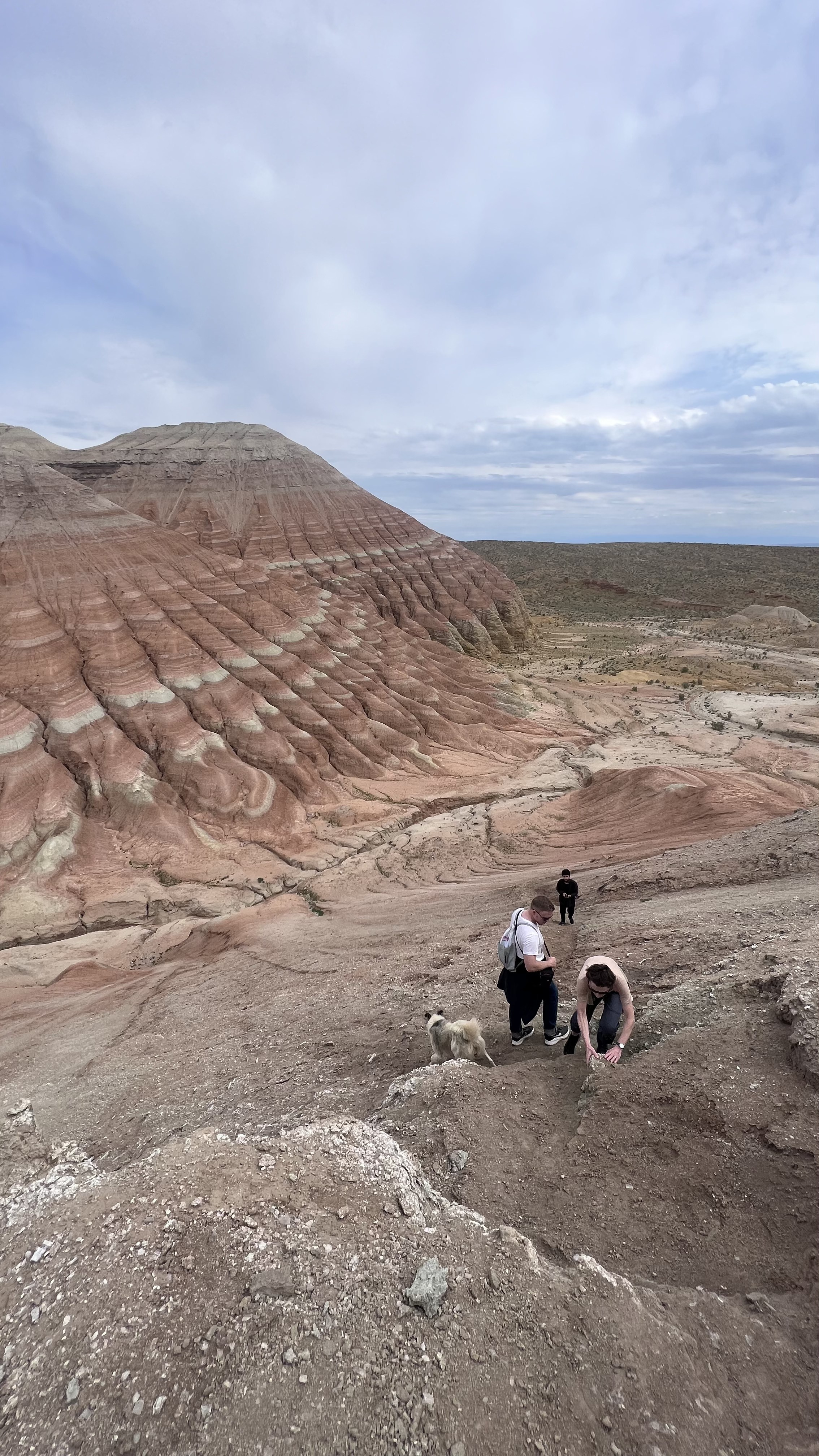 Горы Актау в национальном парке Алтын Эмель, Алматы, Казахстан. Где находится, как доехать, фото и видео весной и осенью