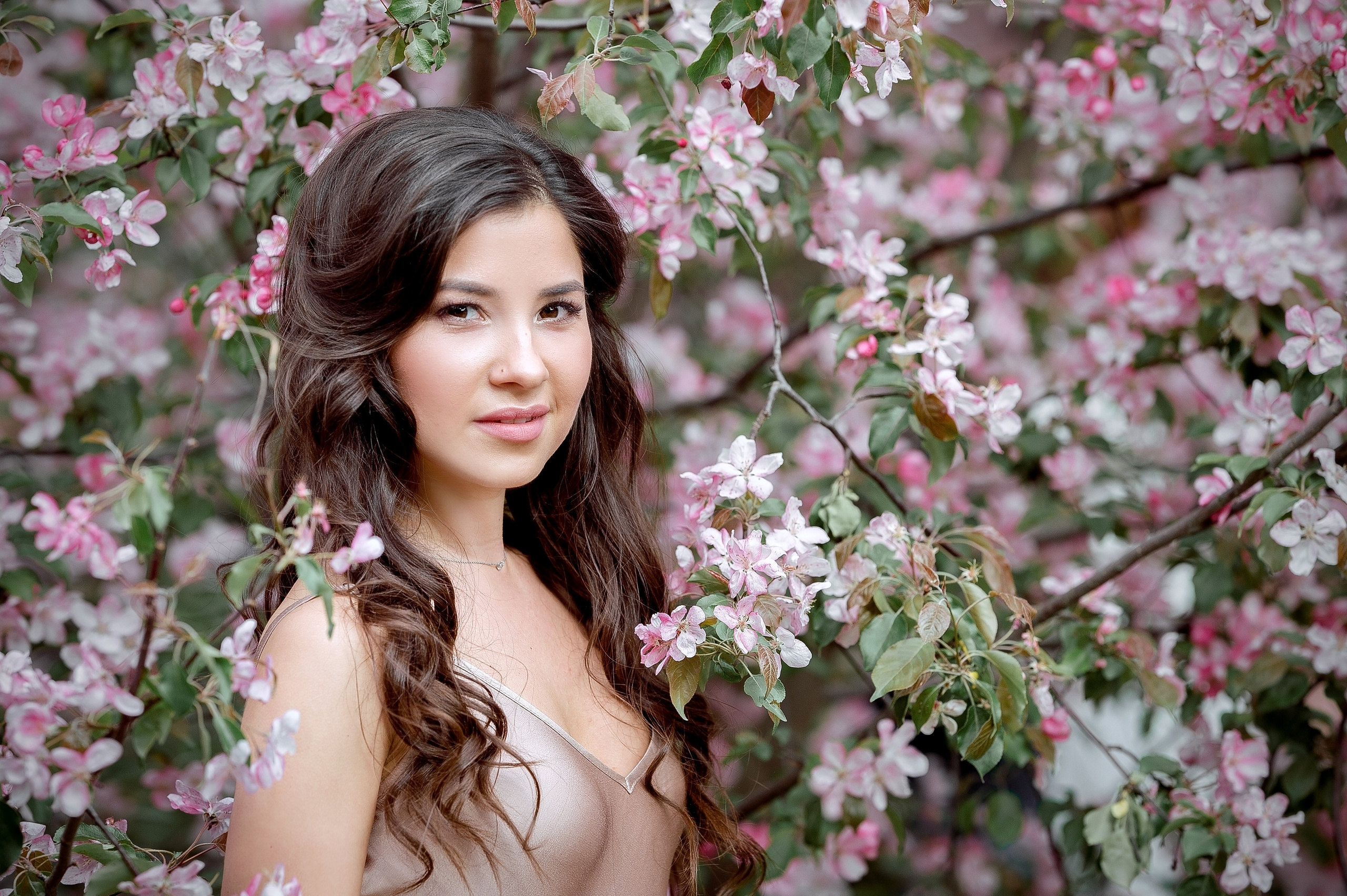 Места, где можно провести фотосессию в цветении в Москве. Свадебный и семейный фотограф Виктория Носачёва. Щелково, Москва и МО