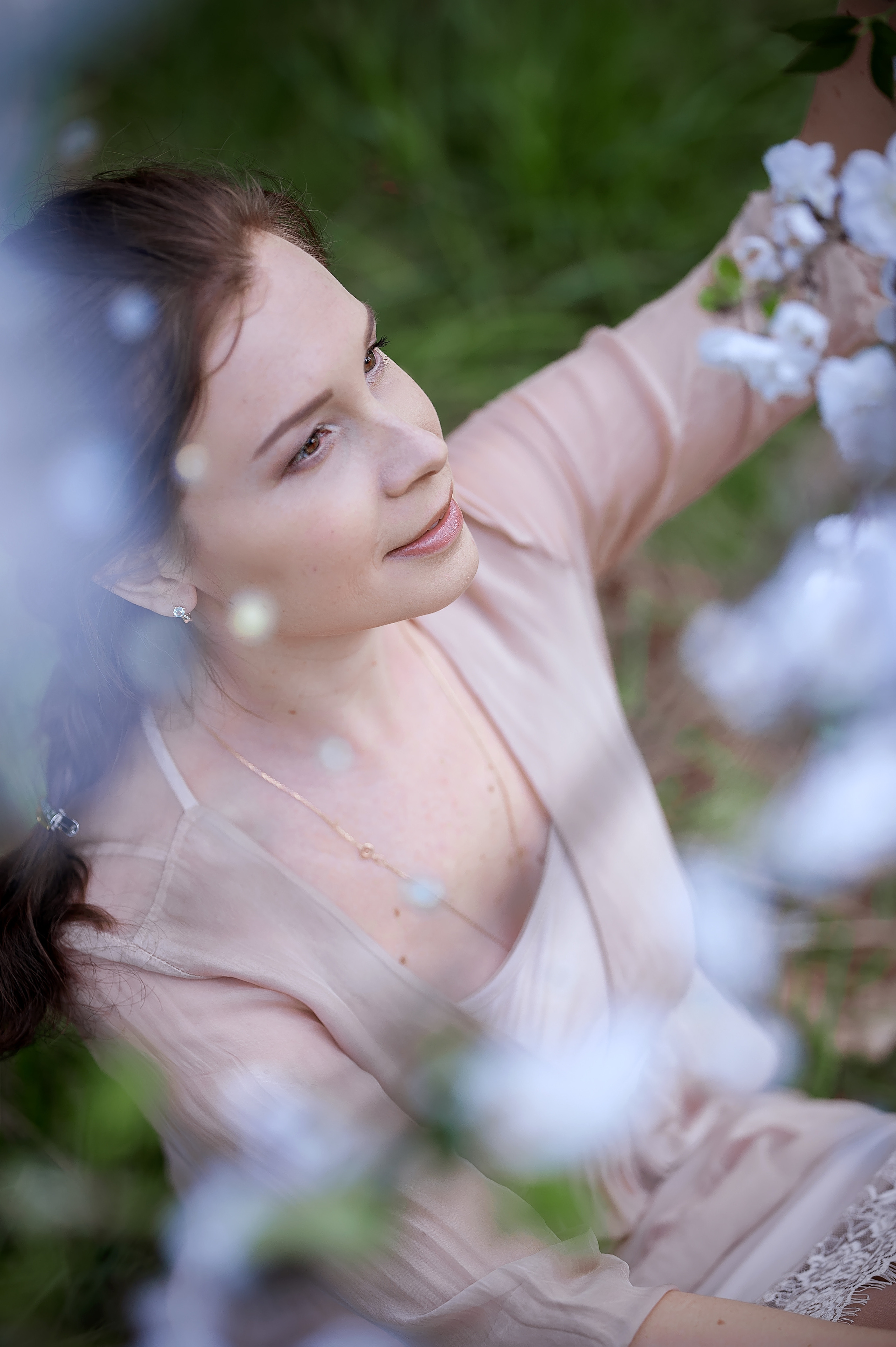 Места, где можно провести фотосессию в цветении в Москве. Свадебный и семейный фотограф Виктория Носачёва. Щелково, Москва и МО