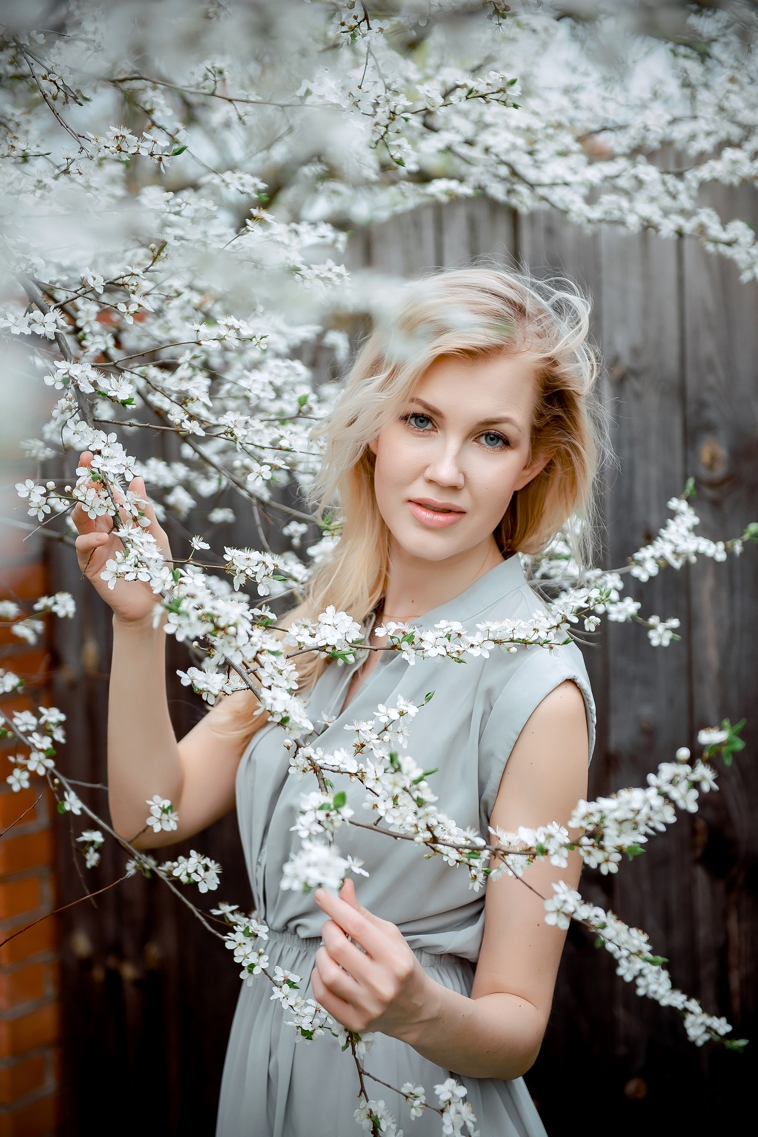 Места, где можно провести фотосессию в цветении в Москве. Свадебный и семейный фотограф Виктория Носачёва. Щелково, Москва и МО