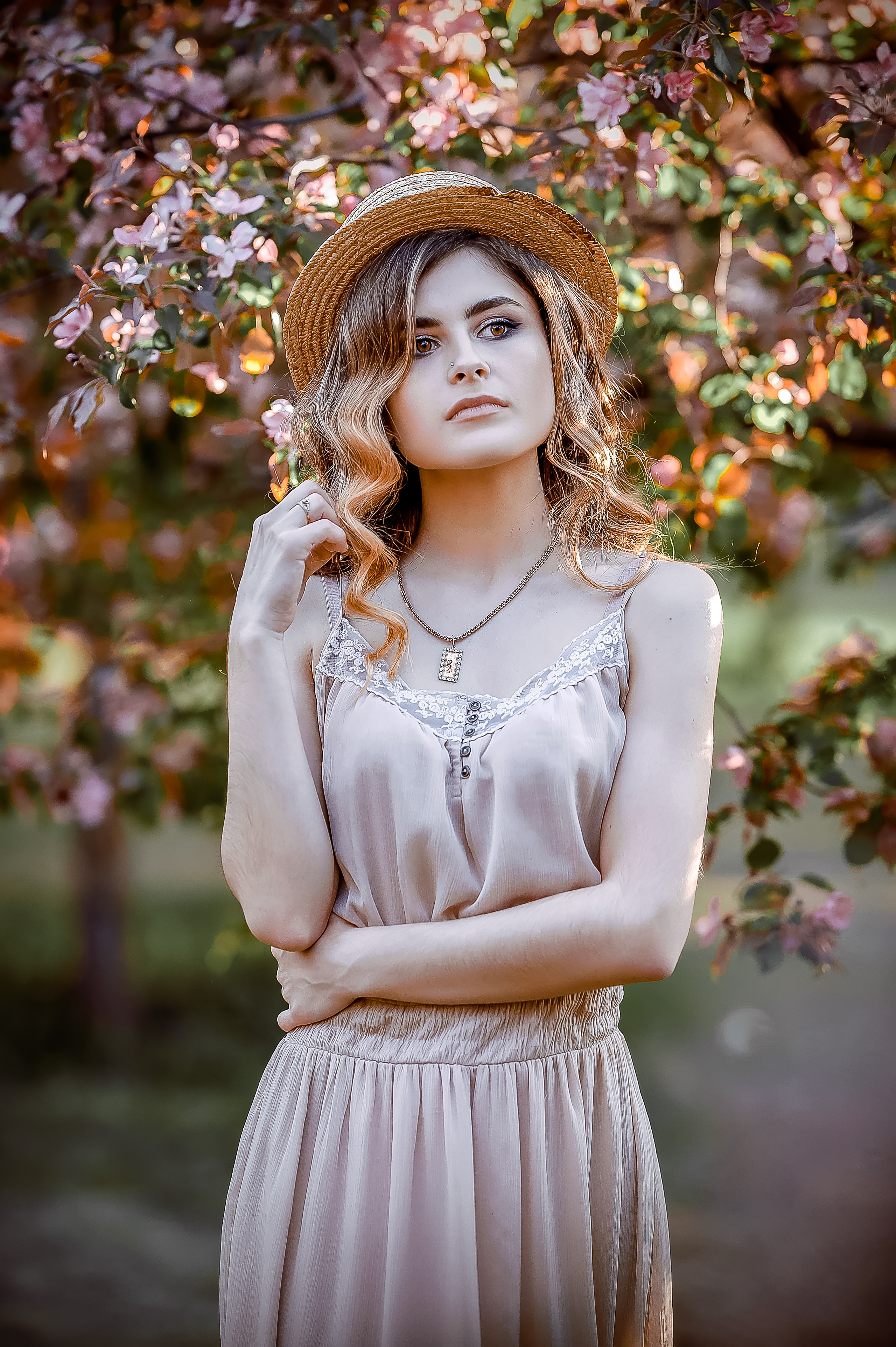 Места, где можно провести фотосессию в цветении в Москве. Свадебный и семейный фотограф Виктория Носачёва. Щелково, Москва и МО