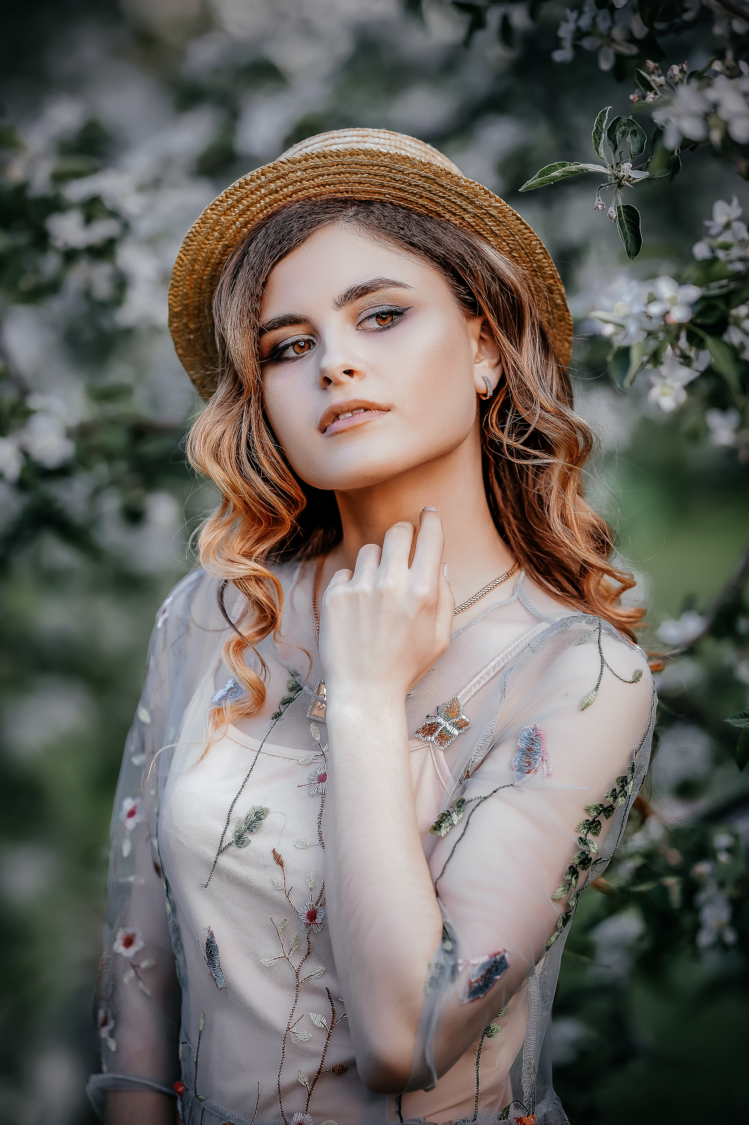 Места, где можно провести фотосессию в цветении в Москве. Свадебный и семейный фотограф Виктория Носачёва. Щелково, Москва и МО