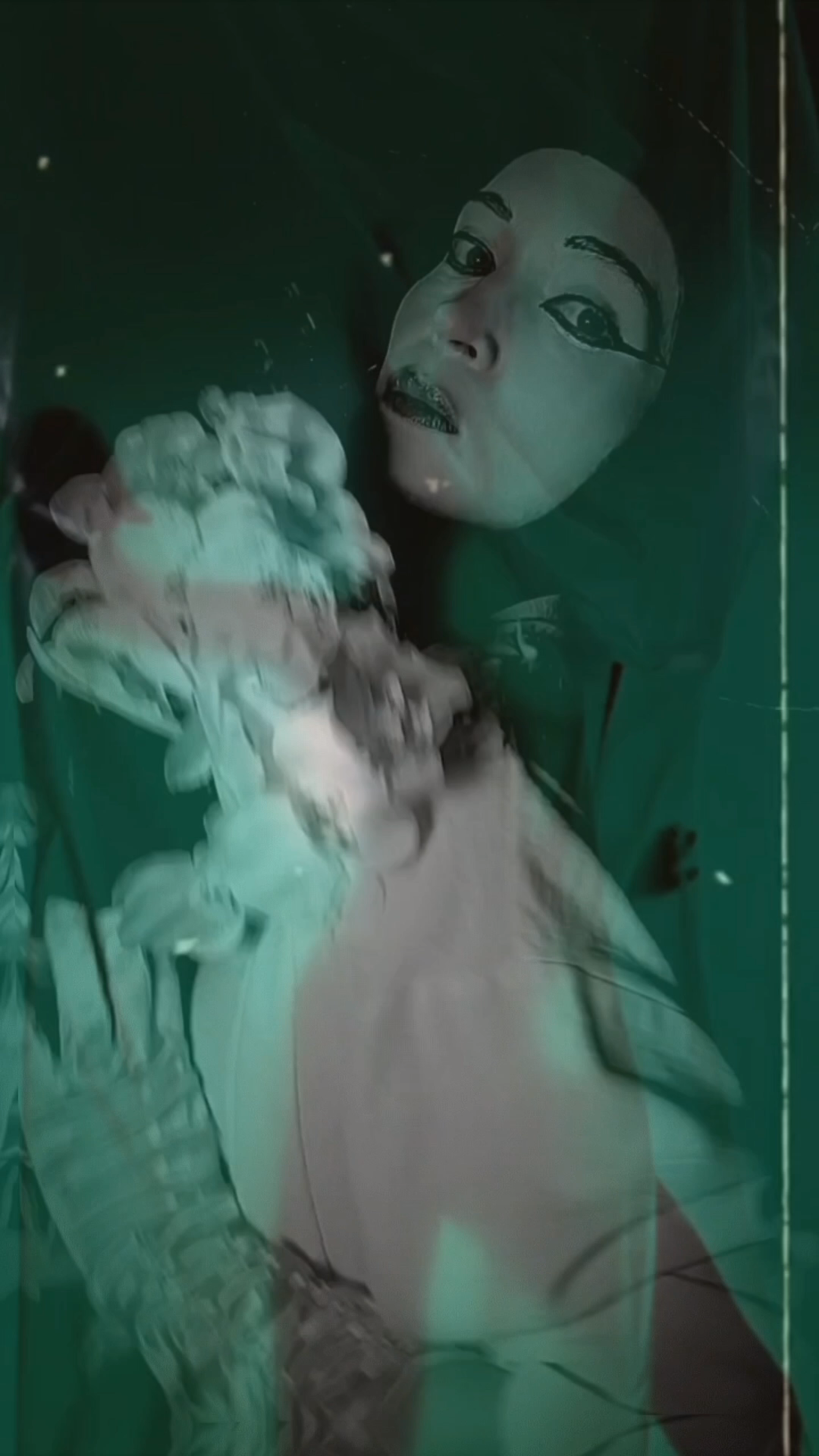 The Emerald Room. Yulia Yurchevskaya | Art Director & Visual Visionary