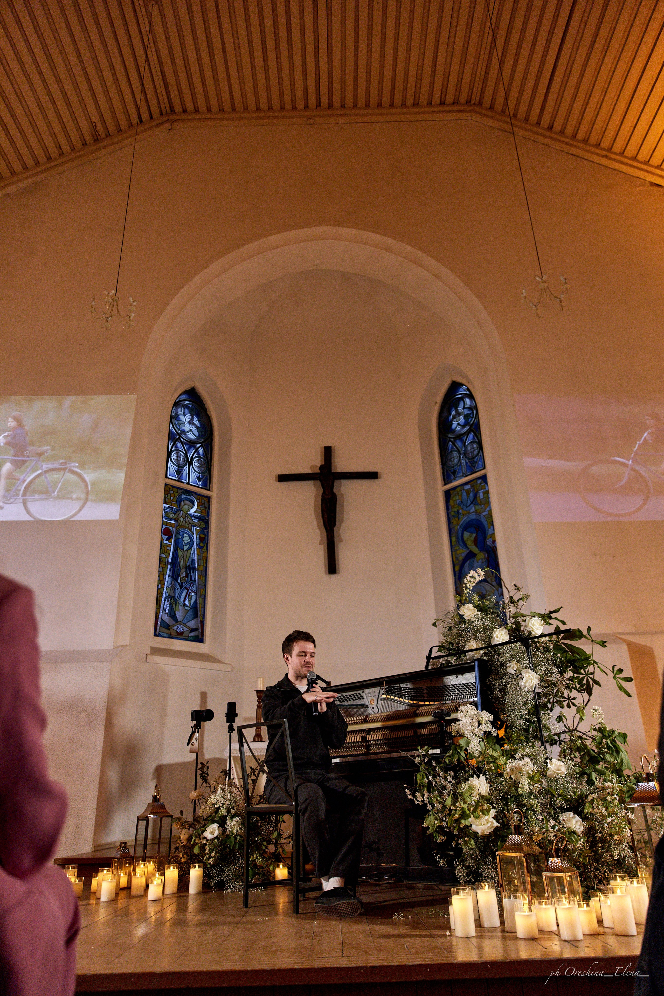 Концерт Дениса Стельмаха. Ульяновск, Евангелическо-Лютеранская церковь Св.Марии. Свадебный и семейный фотограф в Ульяновске Орешина Елена