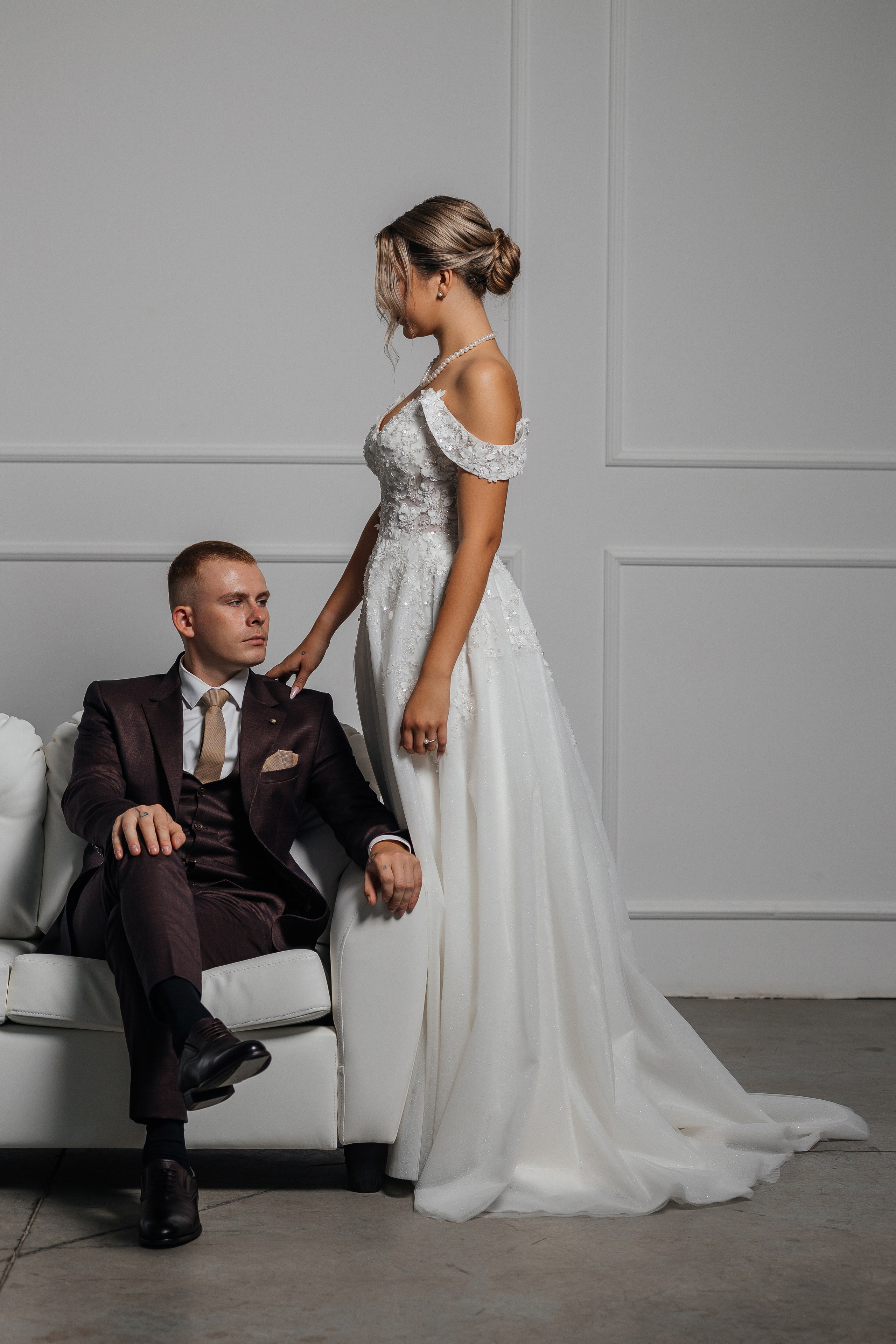 Красивая летняя свадьба в шатре. Олег Сверчков | Свадебный фотограф Вологда