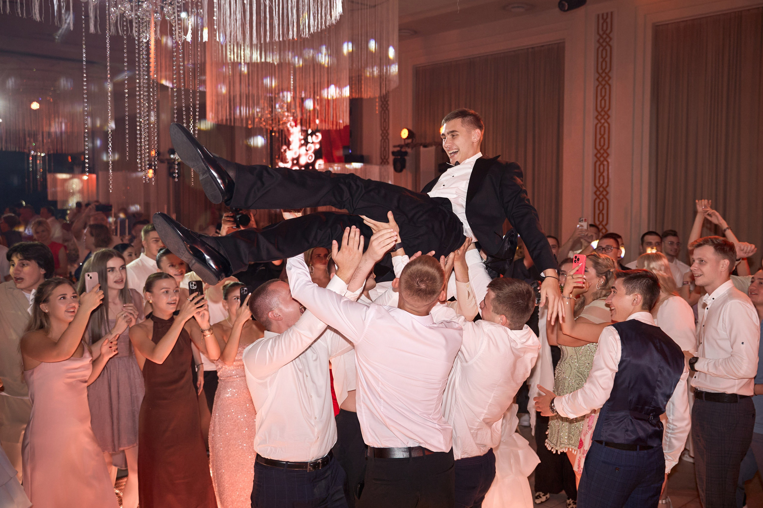 ЛЮБИТЬ В ПЯТИГОРСКЕ. ТВИНС СТУДИО — лучшие свадебные фотографы и видеографы в Краснодаре