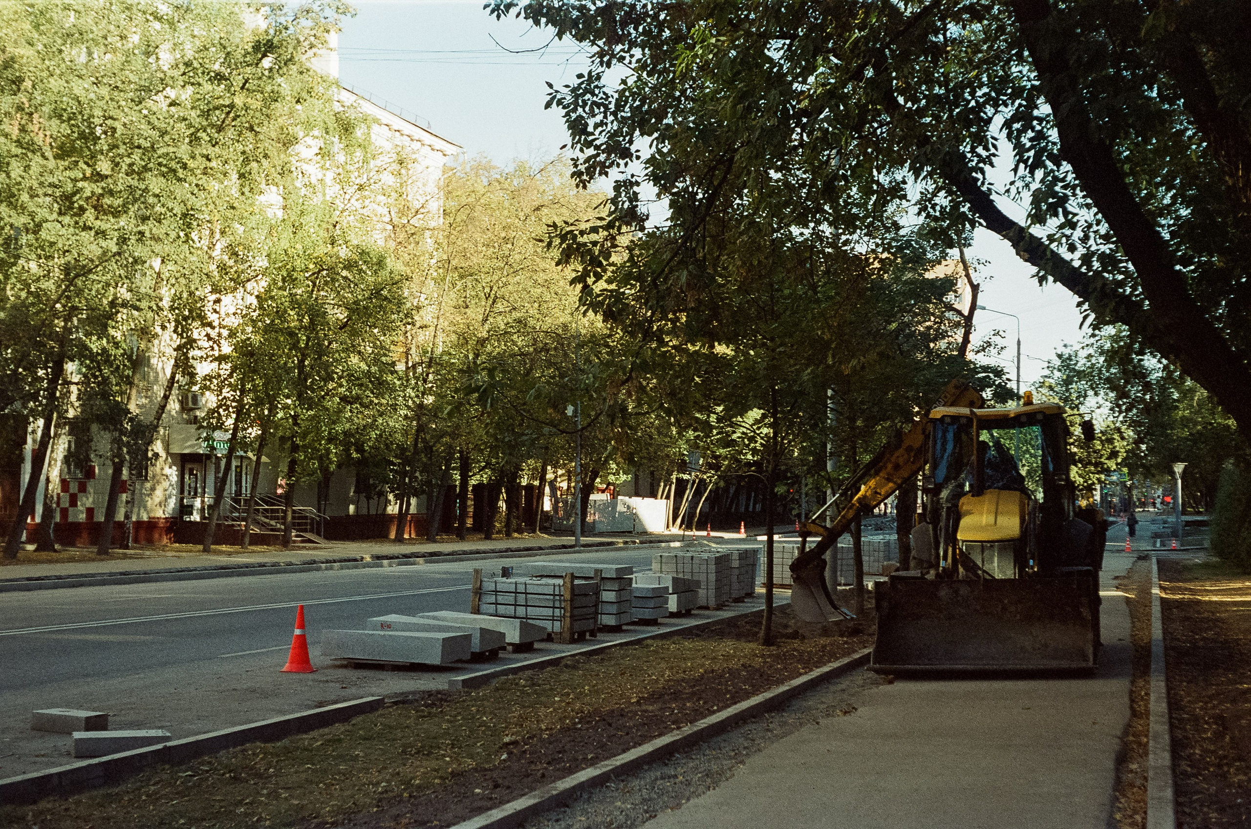 Voigtlander Vitessa / Color-Skopar 50 mm f/3.5 / Kodak Gold 100 (просрочка)