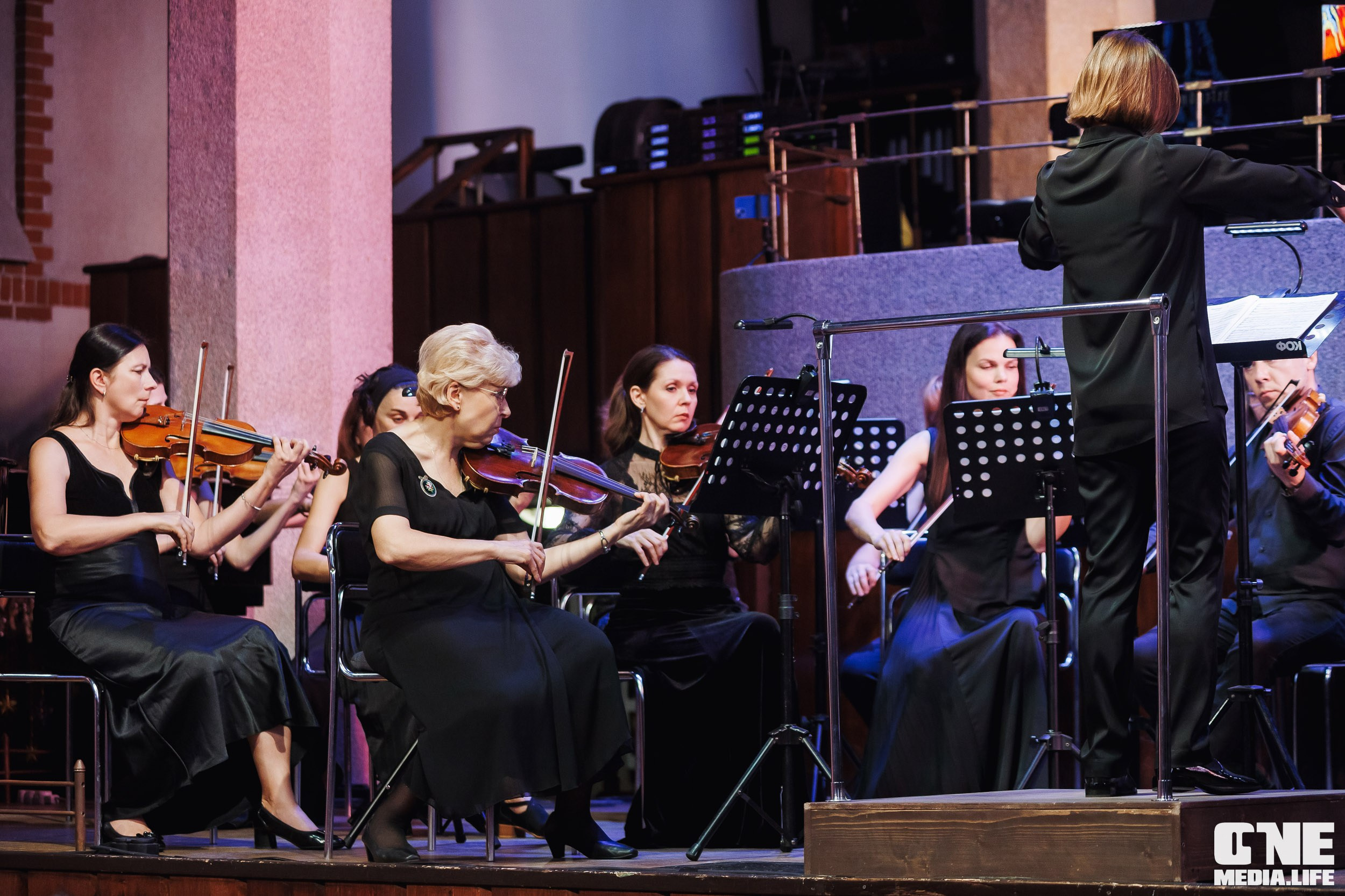 Фоторепортаж из Калининградской филармонии. One Media Life: фоторепортажи, фотоотчеты с мероприятий и заведений
