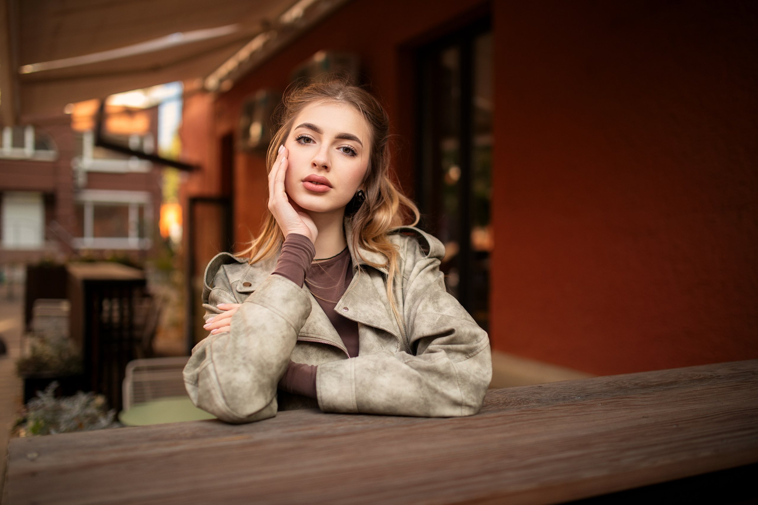 Осенняя городская съемка с Ксенией в формате для «себя». Дмитрий Шульгин, портретный фотограф в Воронеже