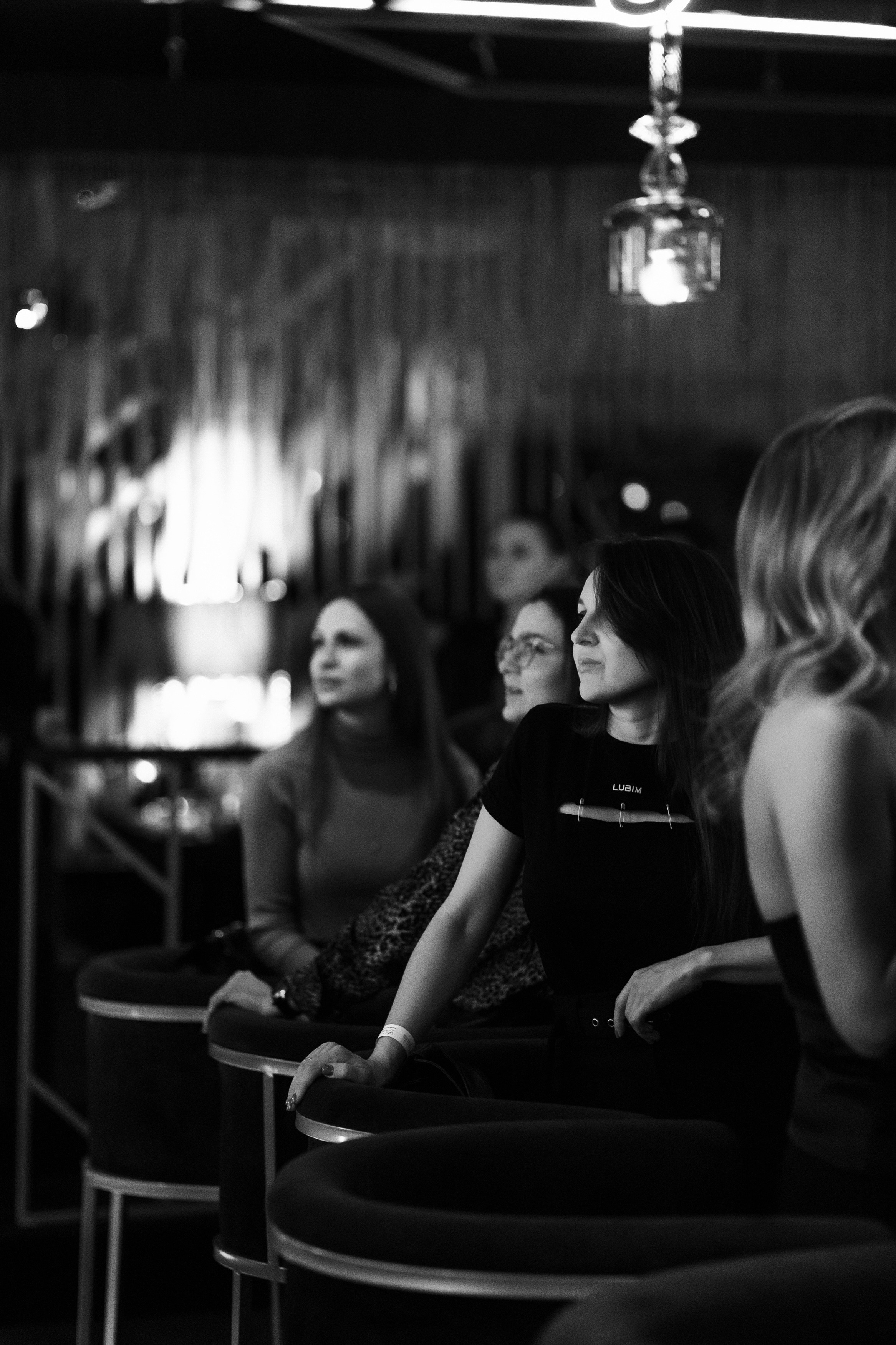 YANA URBAN: сольный концерт в «Анжелика Wineroom». СВОИ. ФОТООТЧЕТЫ-СОБЫТИЯ-МЕСТА