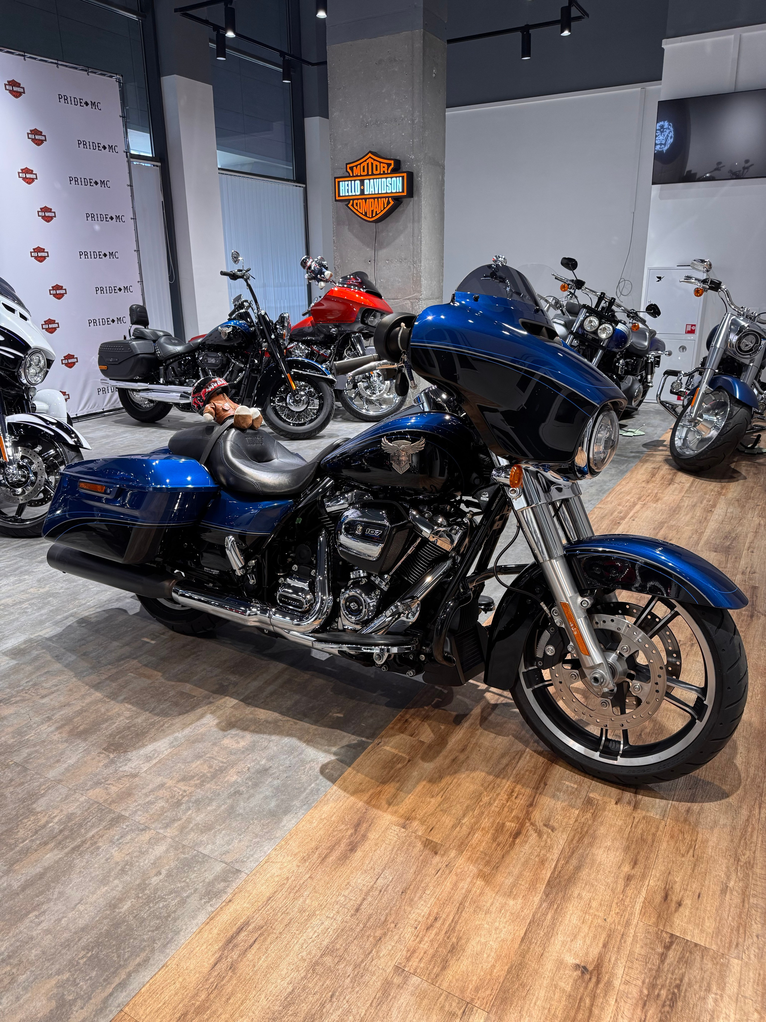 Harley Davidson Electra 2018 Street Glide (Коллекция 115) 8К — купить мотоцикл. Hello Davidson, Москва. Только хорошие мотоциклы…