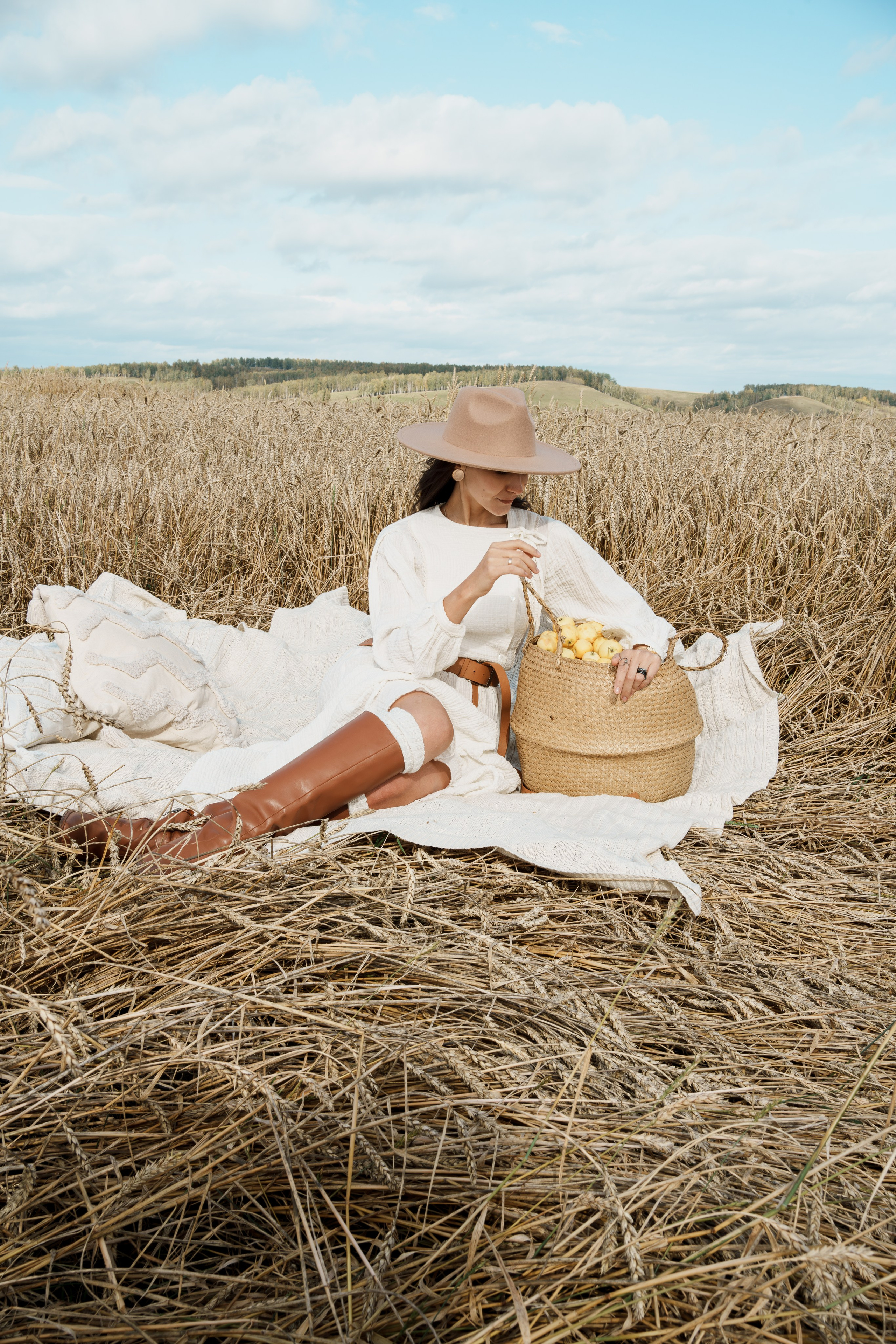Стильные образы и гардеробные капсулы для стильной фотосессии для сдачи в аренду. Екатерина Ананенко: персональный стилист из Красноярска
