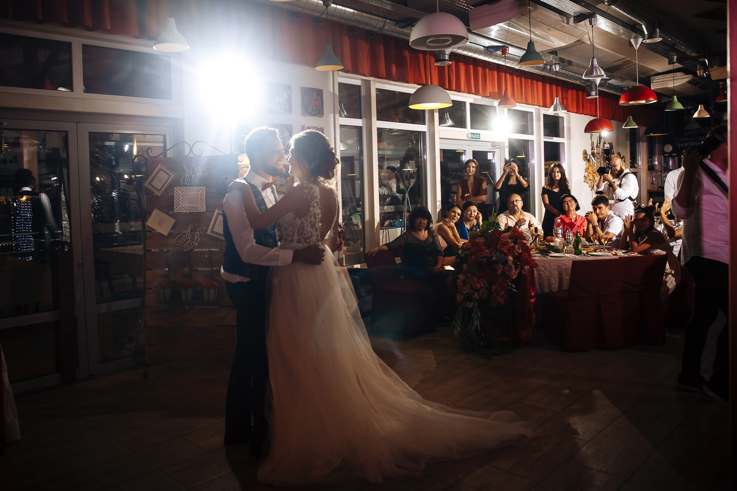 Свадьба в Сочи. Лучшая команда фотографов для Вас. Свадебный фотограф в Абхазии, Сухум, Гагра, Сочи