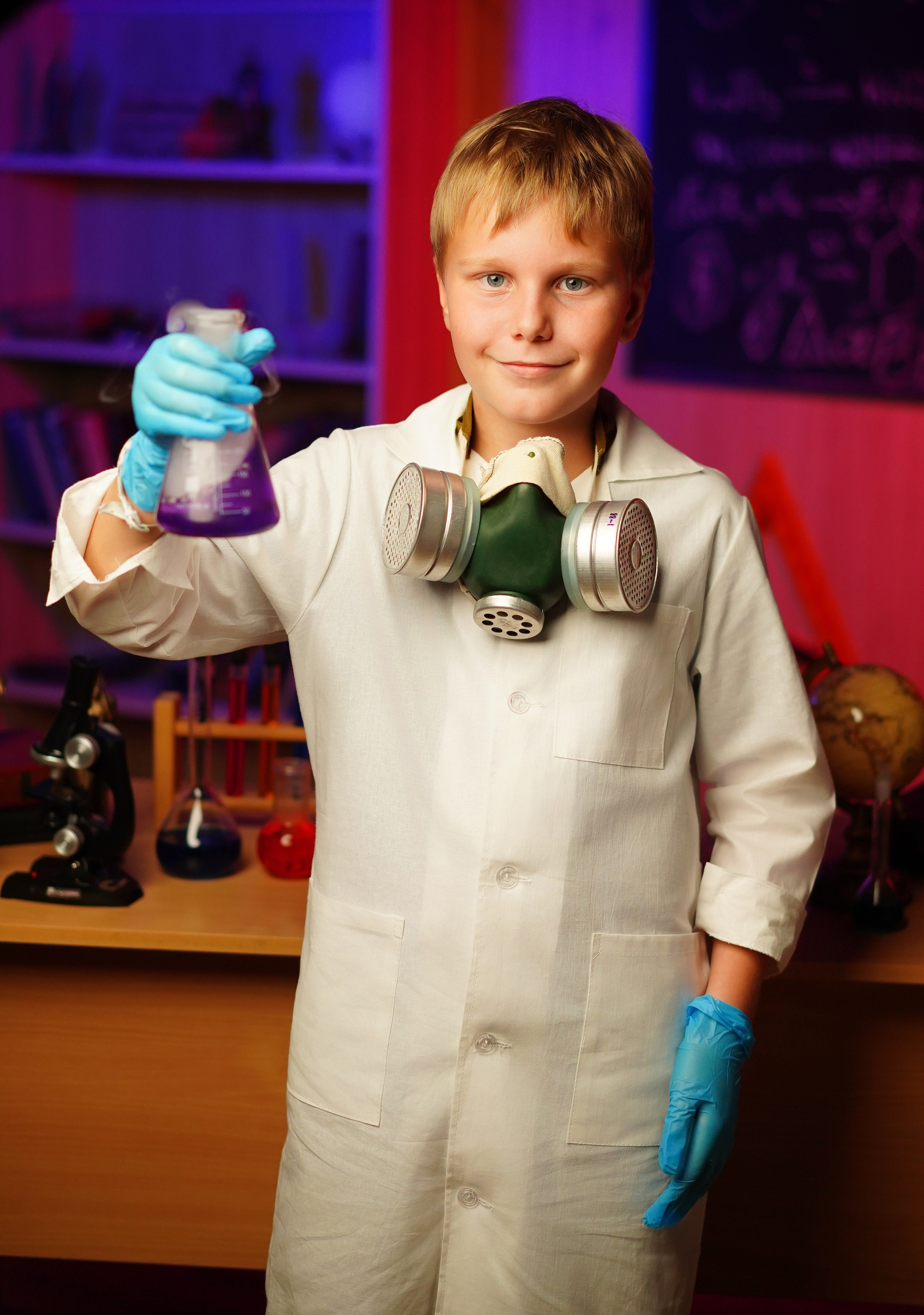 Фотосессия в стиле «Химики». GOTRA — выпускные альбомы в Тюмени