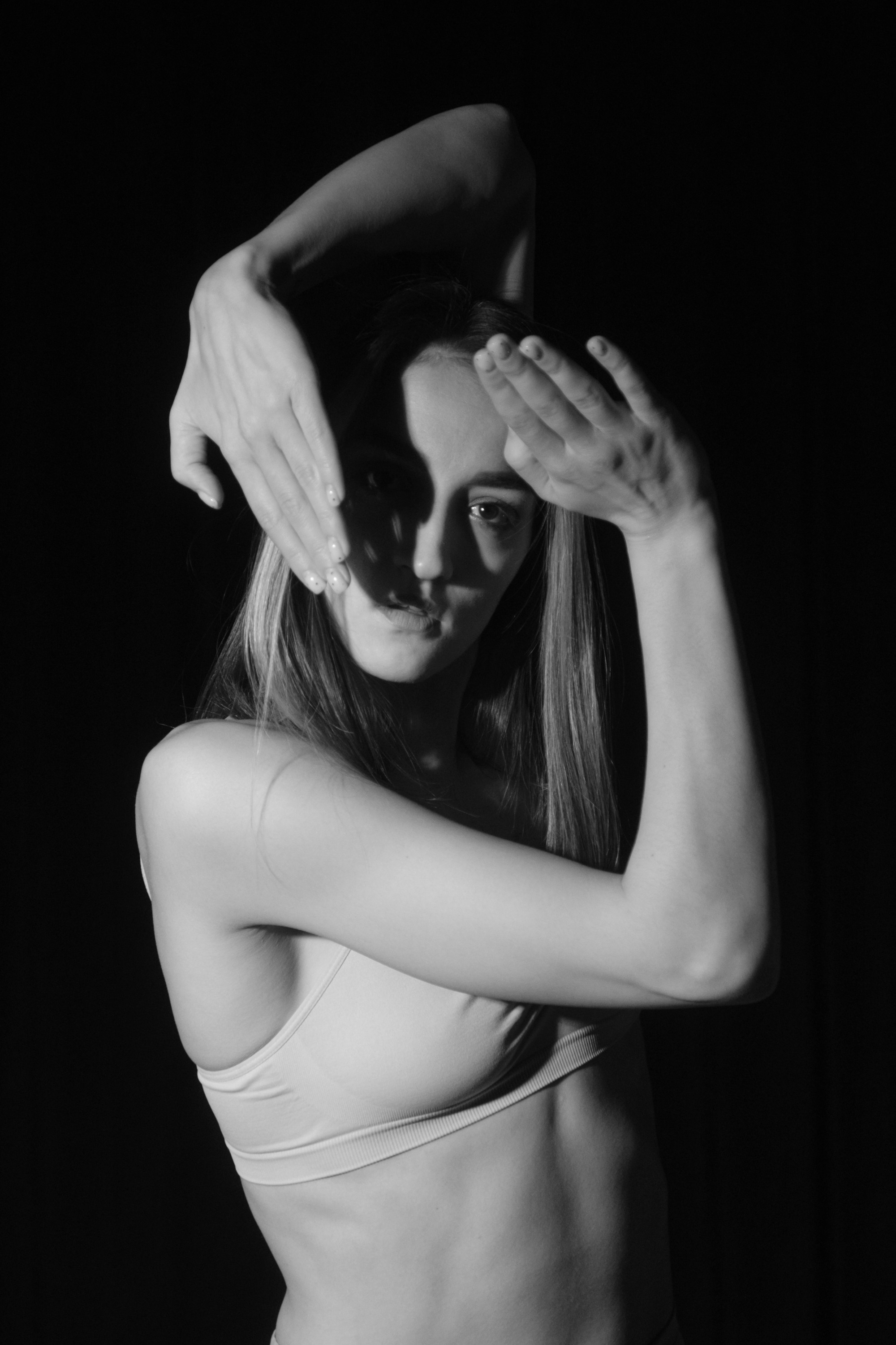 Соня Слинченко в танце. Репортажный фотограф в Казани Павел Серпокрылов