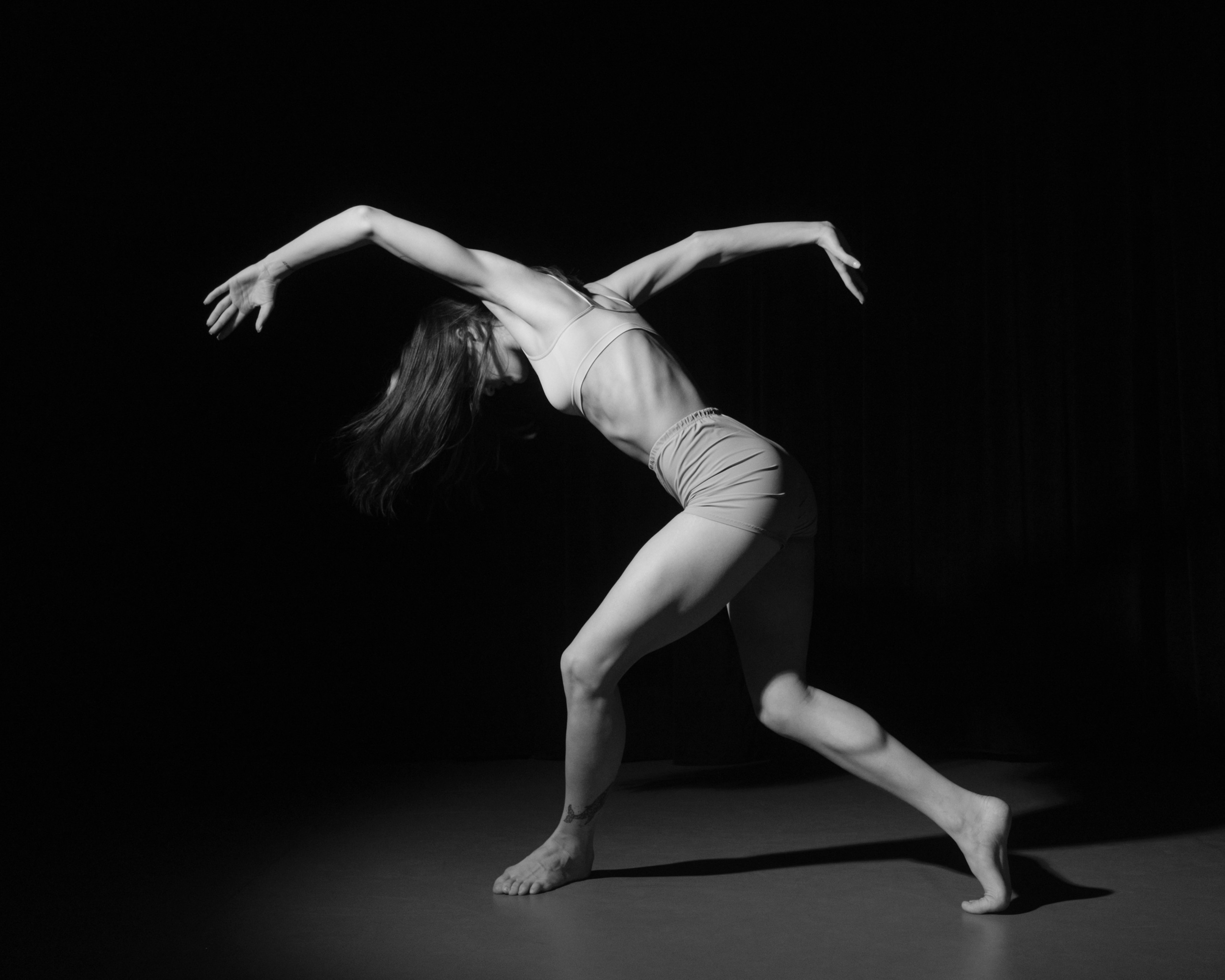 Соня Слинченко в танце. Репортажный фотограф в Казани Павел Серпокрылов