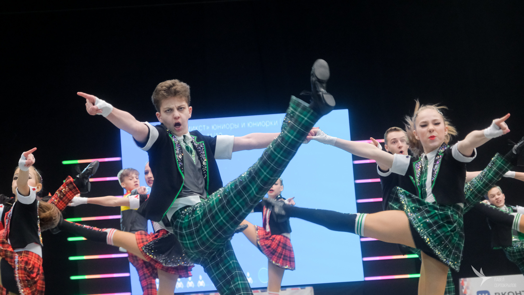 СОРЕВНОВАНИЯ ПО АКРОБАТИЧЕСКОМУ РОК-Н-РОЛЛУ. Репортажный фотограф в Казани Павел Серпокрылов