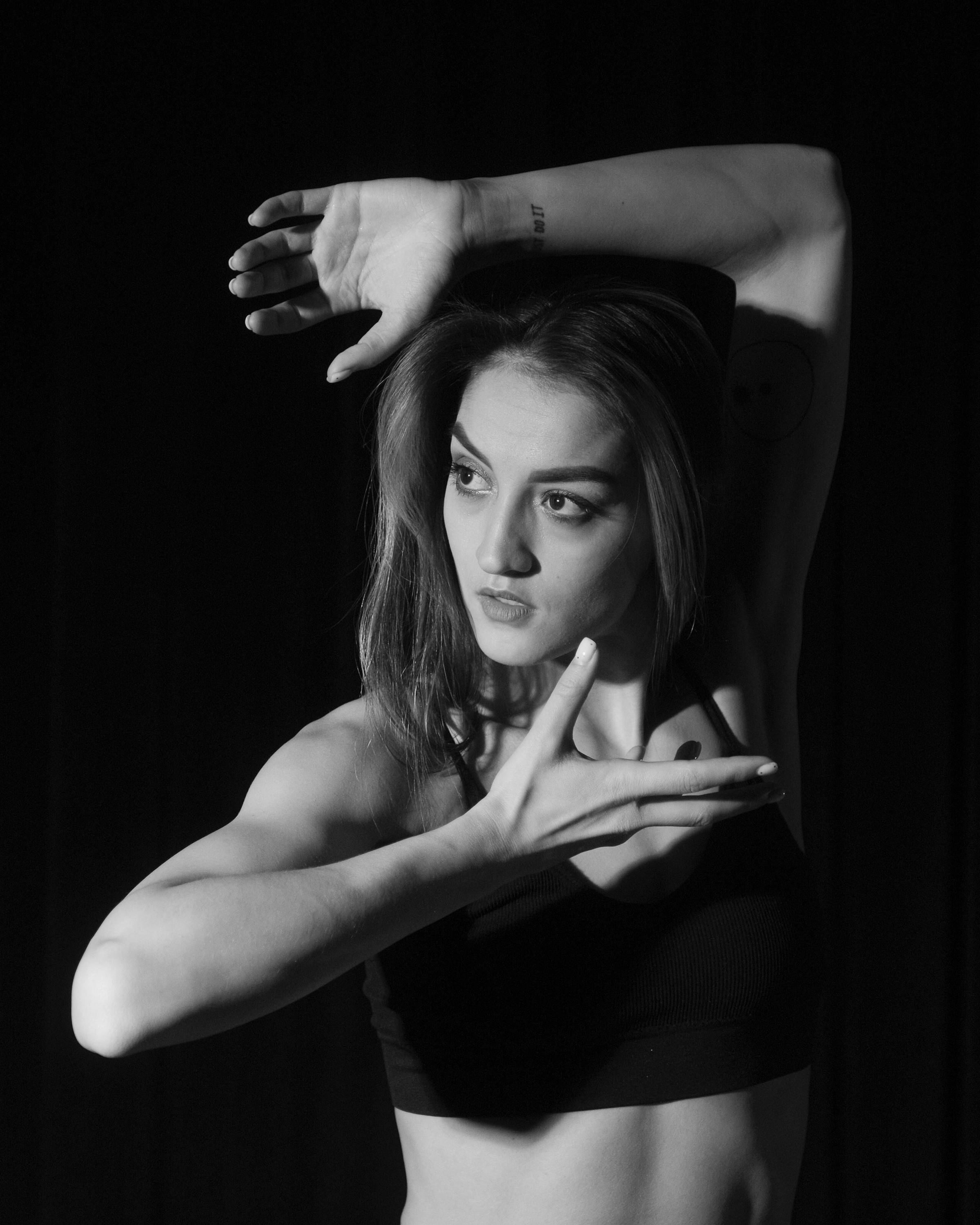 Соня Слинченко в танце. Репортажный фотограф в Казани Павел Серпокрылов