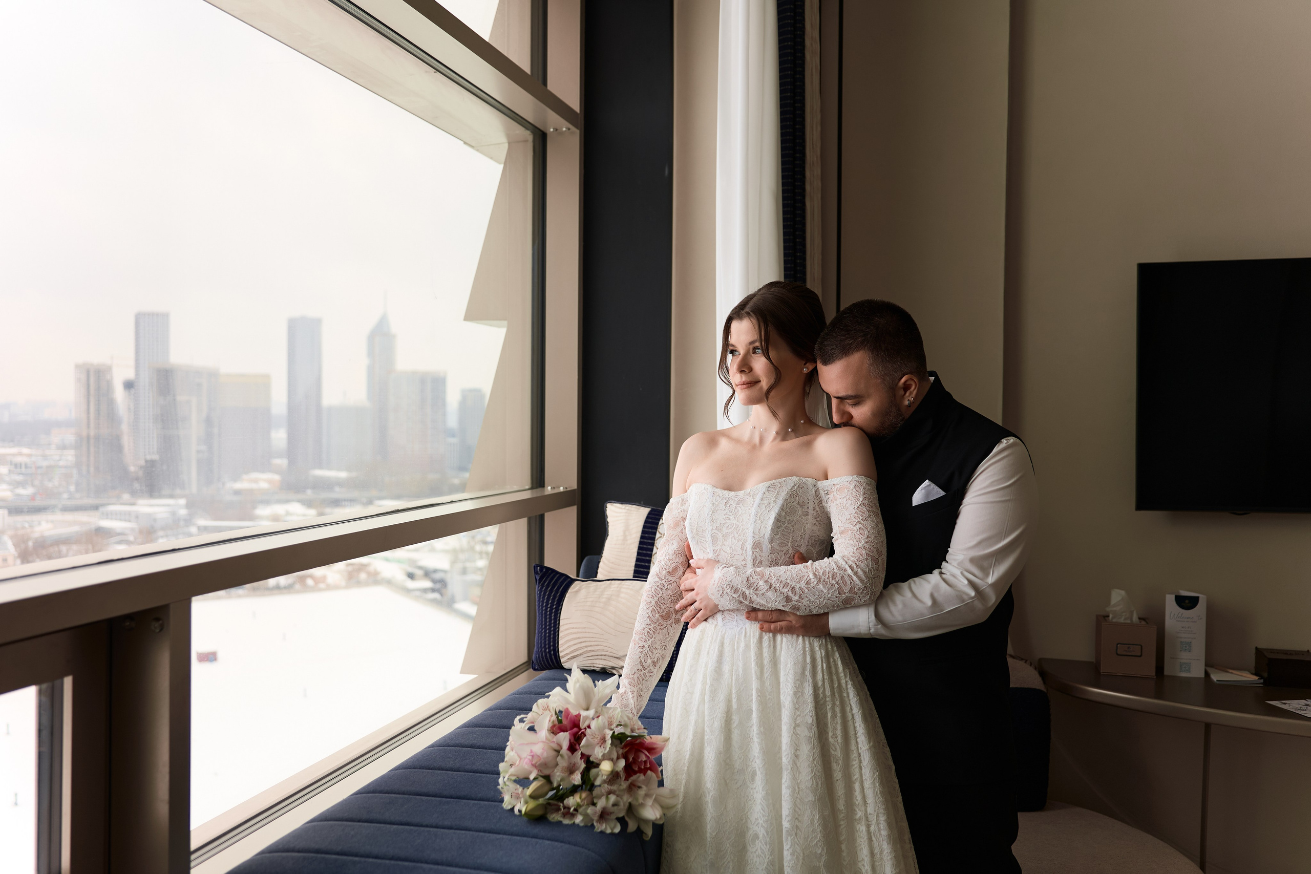 Классические сборы в отеле. Роспись в 4 ЗАГСе и съемка в оранжерее Цицина РАН. Любовь Юсупова. Фотограф