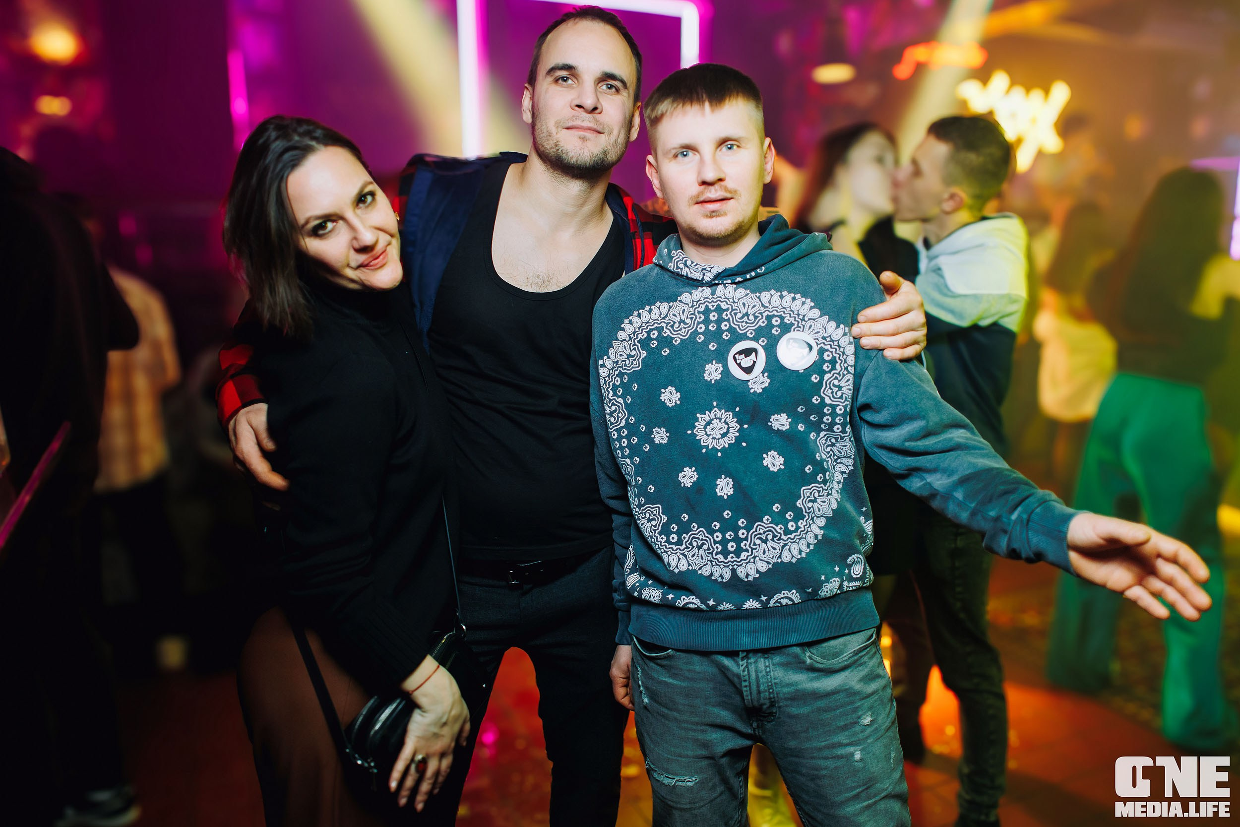 Фоторепортаж из бара XxxX. One Media Life: фоторепортажи, фотоотчеты с мероприятий и заведений