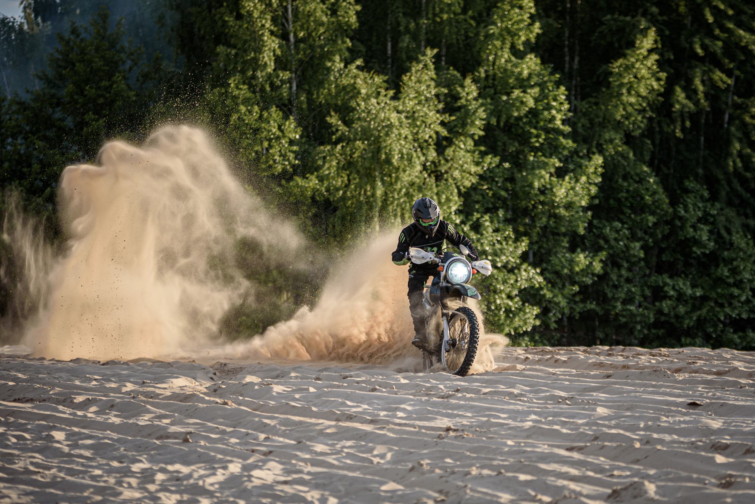 Эндурист Евгений. Мотофотограф в Нижнем Новгороде Динара Зуйкова