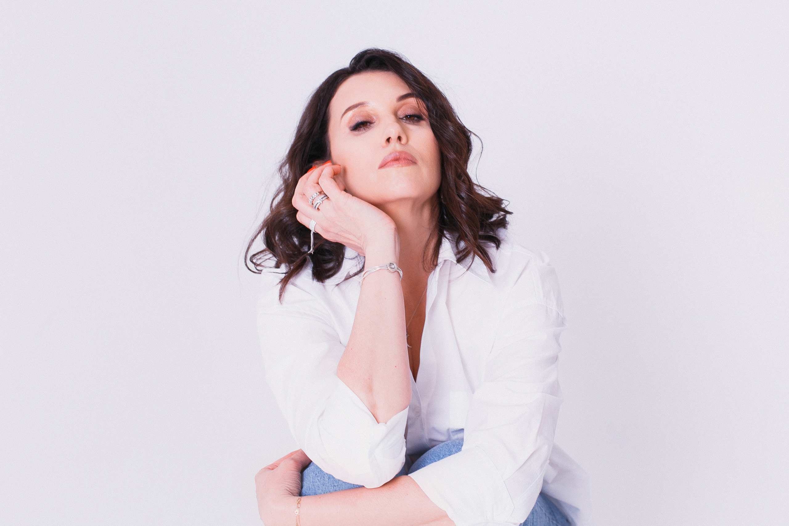 Шаги фототерапии. Женский фотограф и фототерапевт в Алмате Камиля Сабитова