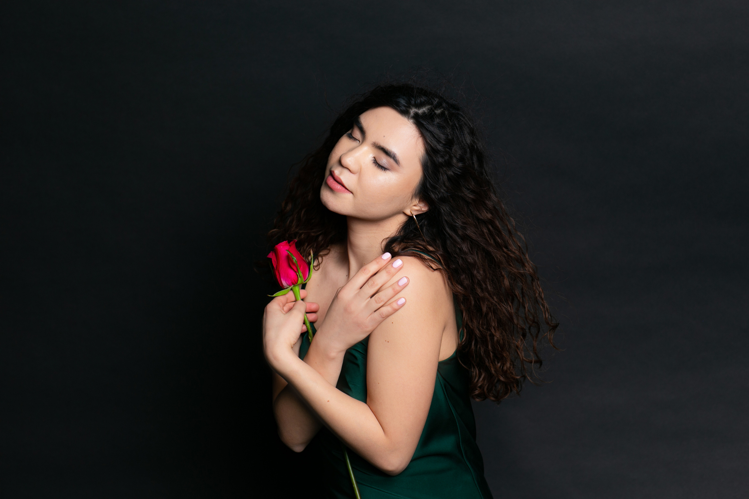 Шаги фототерапии. Женский фотограф и фототерапевт в Алмате Камиля Сабитова