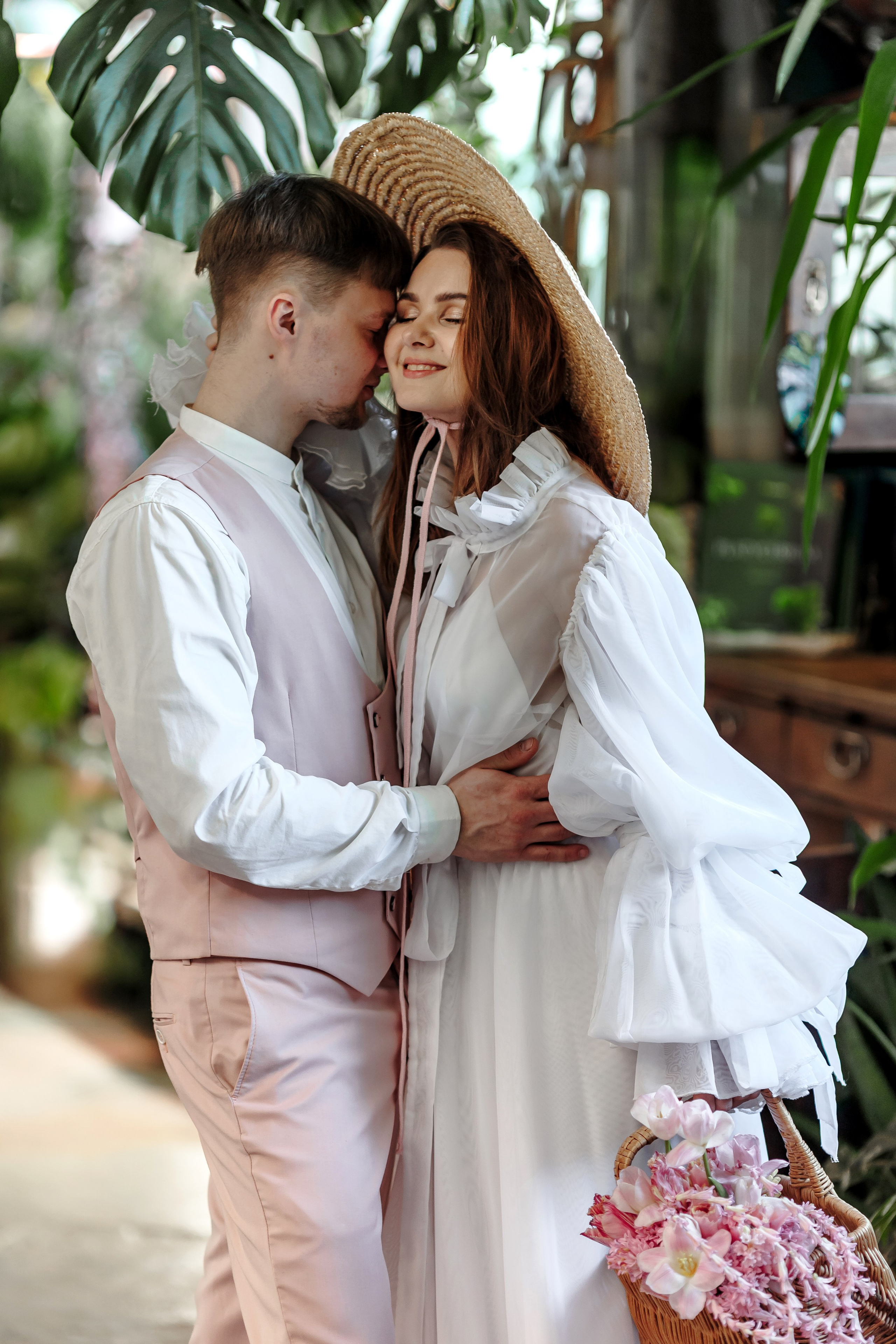 Свадебная фотосессия в Ботаническом саду — заказать в Спб