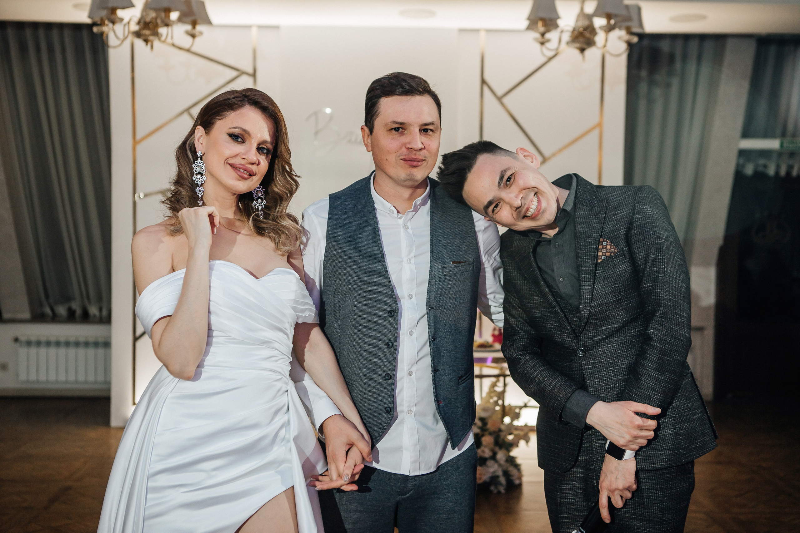 Ведущий мероприятий Артем Банников