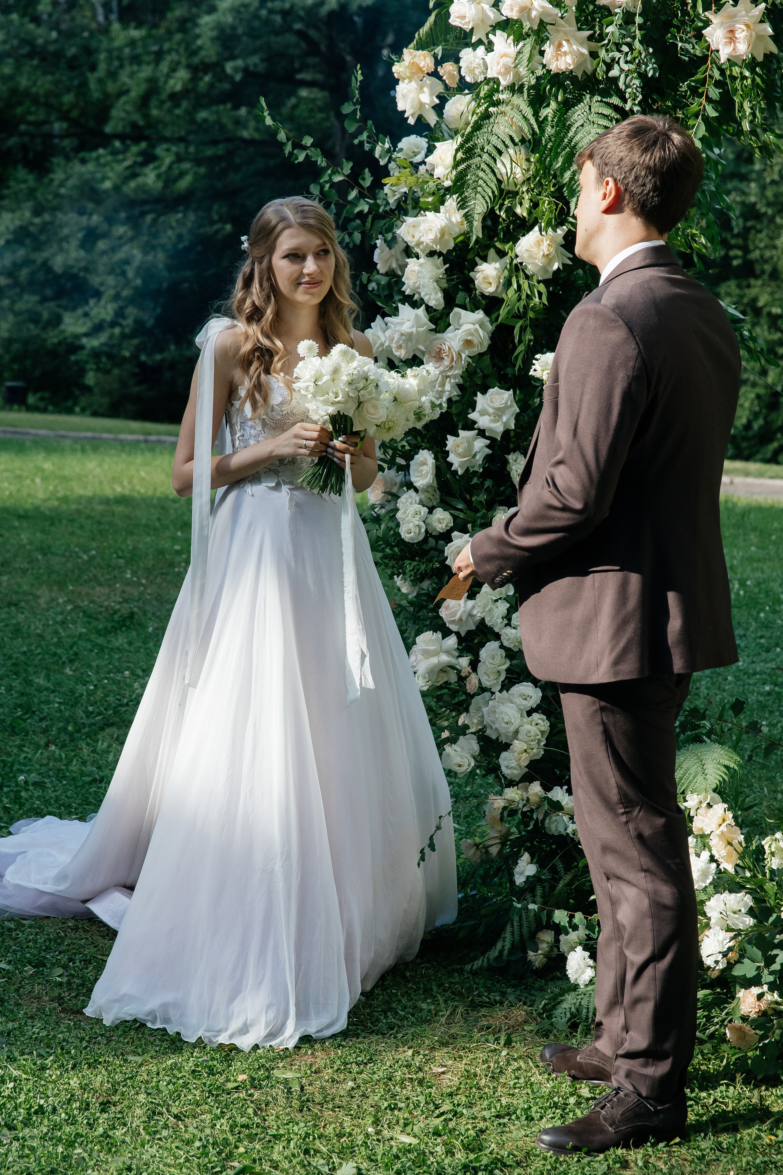 Свадьба в шатре «Лесная дача». Свадебный фотограф в Москве Элина Ларченкова. Фото, которые цепляют