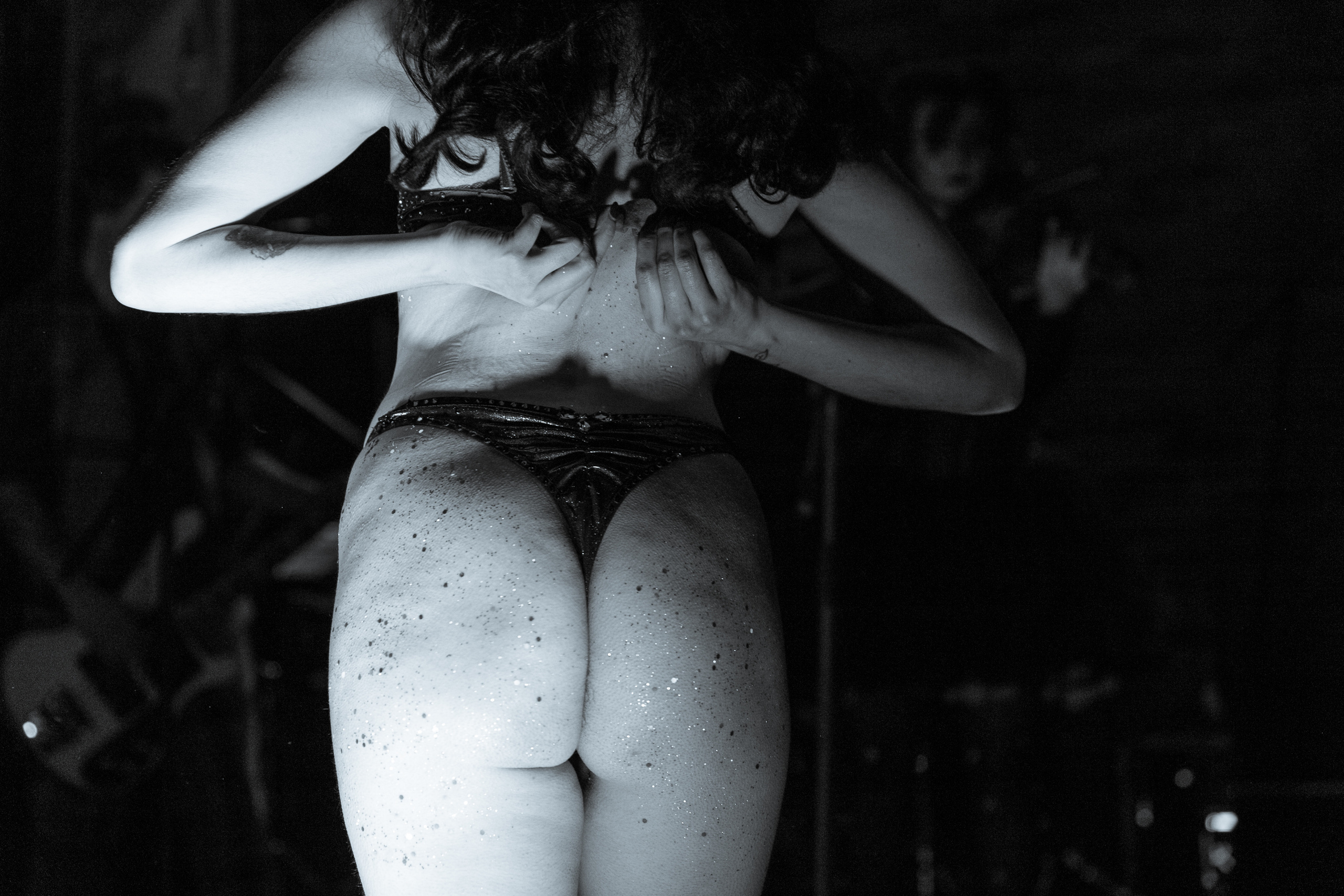 Бурлеск-концерт Absent Sunday. Свадебный фотограф в Москве Элина Ларченкова. Фото, которые цепляют