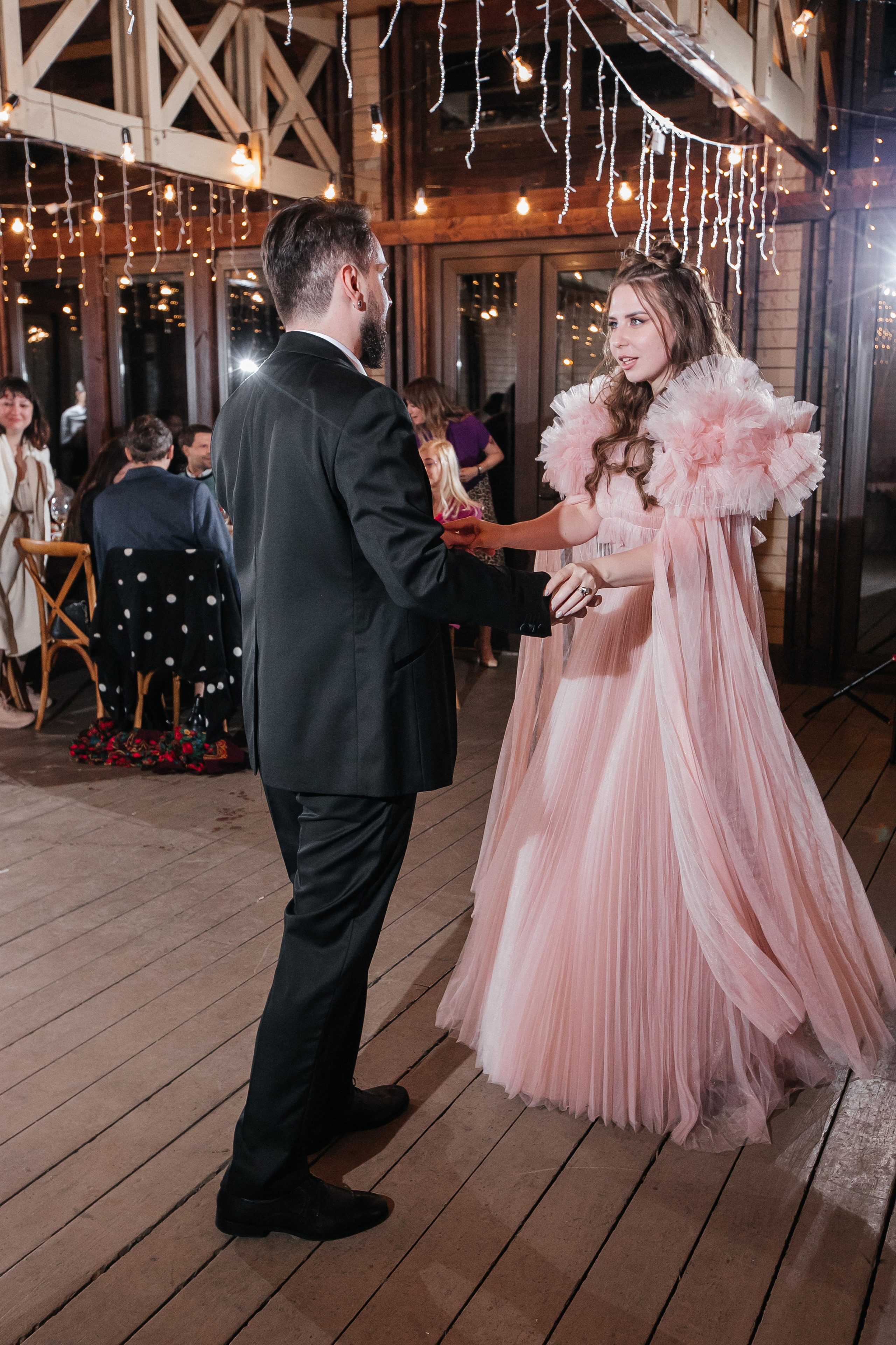 Свадебная фотосессия в усадьбе Суханово. Свадебный фотограф в Москве Элина Ларченкова. Фото, которые цепляют