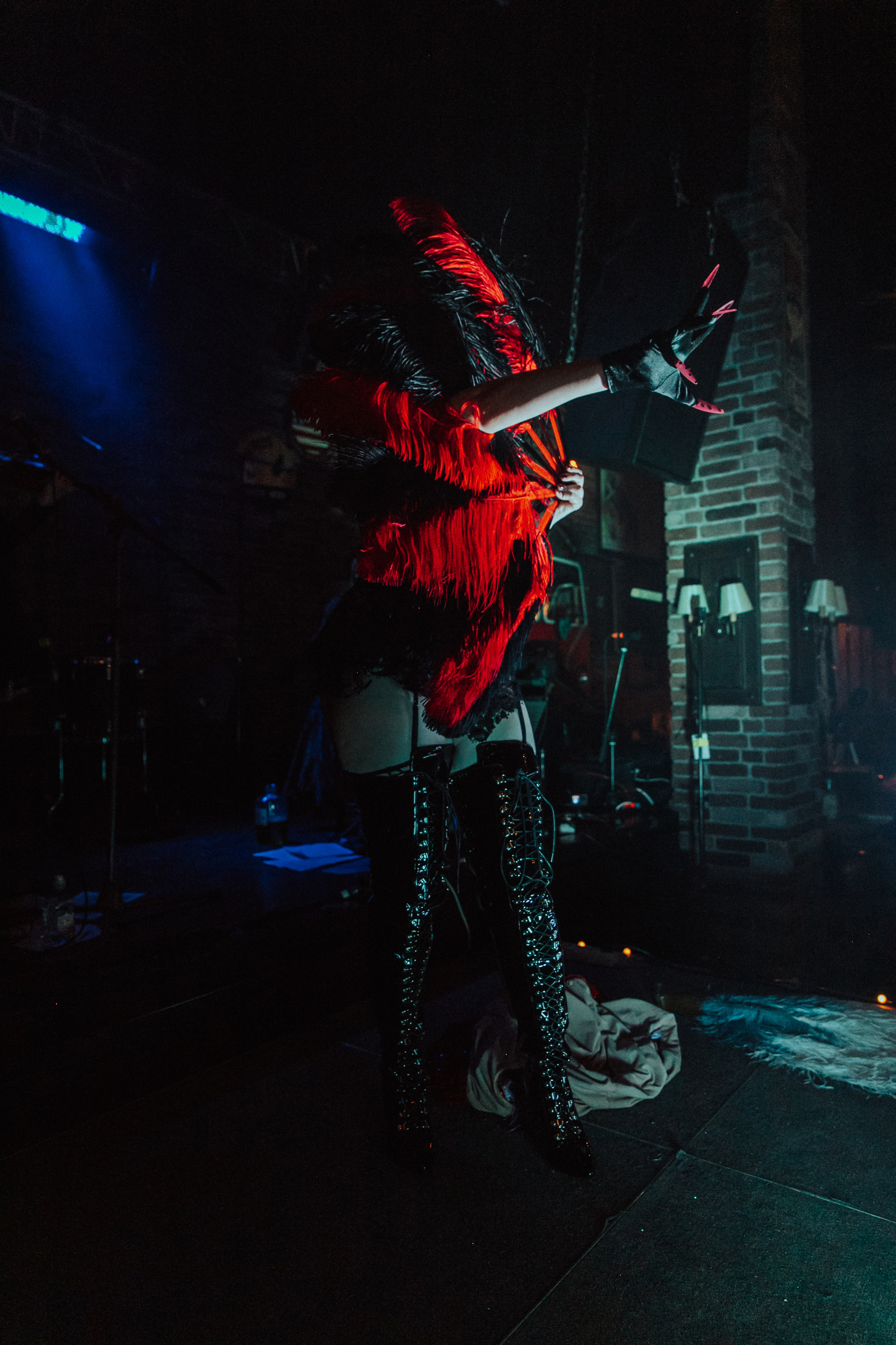 Бурлеск-концерт Absent Sunday. Свадебный фотограф в Москве Элина Ларченкова. Фото, которые цепляют