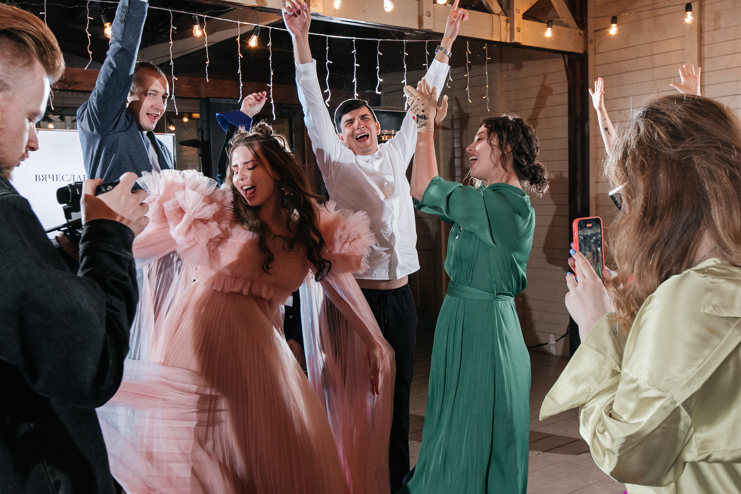 Свадебная фотосессия в усадьбе Суханово. Свадебный фотограф в Москве Элина Ларченкова. Фото, которые цепляют