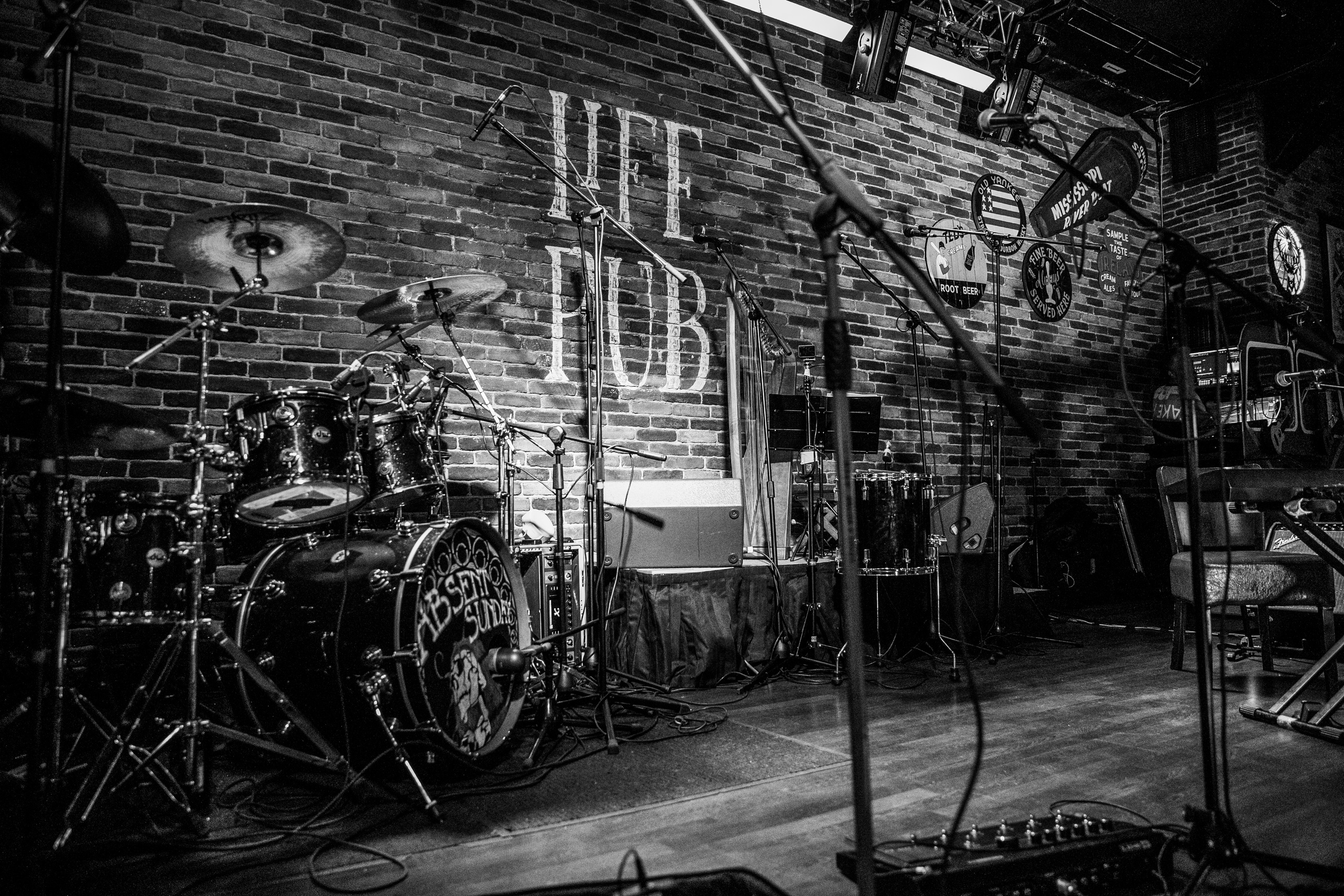 Бурлеск-концерт Absent Sunday. Свадебный фотограф в Москве Элина Ларченкова. Фото, которые цепляют