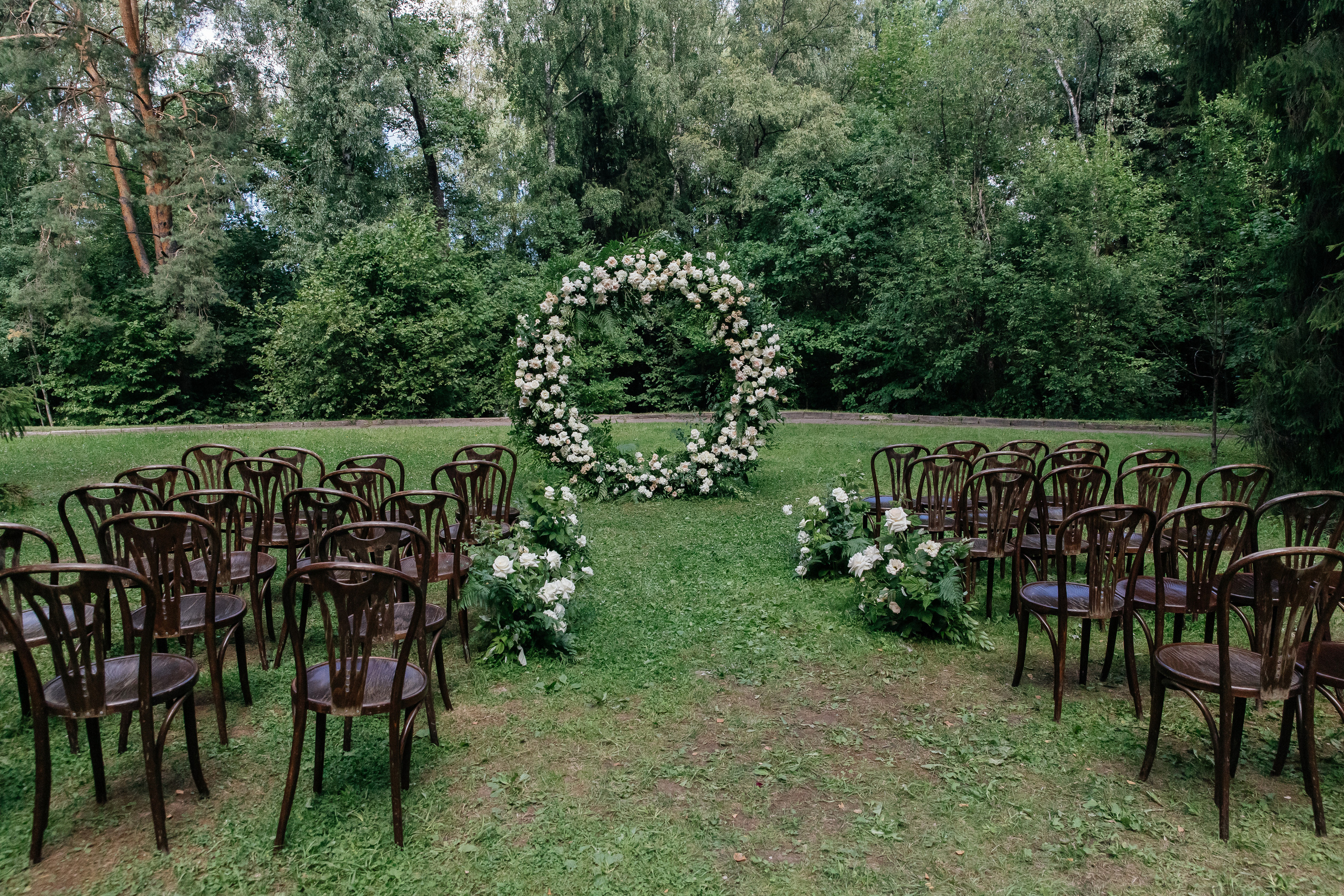 Свадьба в шатре «Лесная дача». Свадебный фотограф в Москве Элина Ларченкова. Фото, которые цепляют