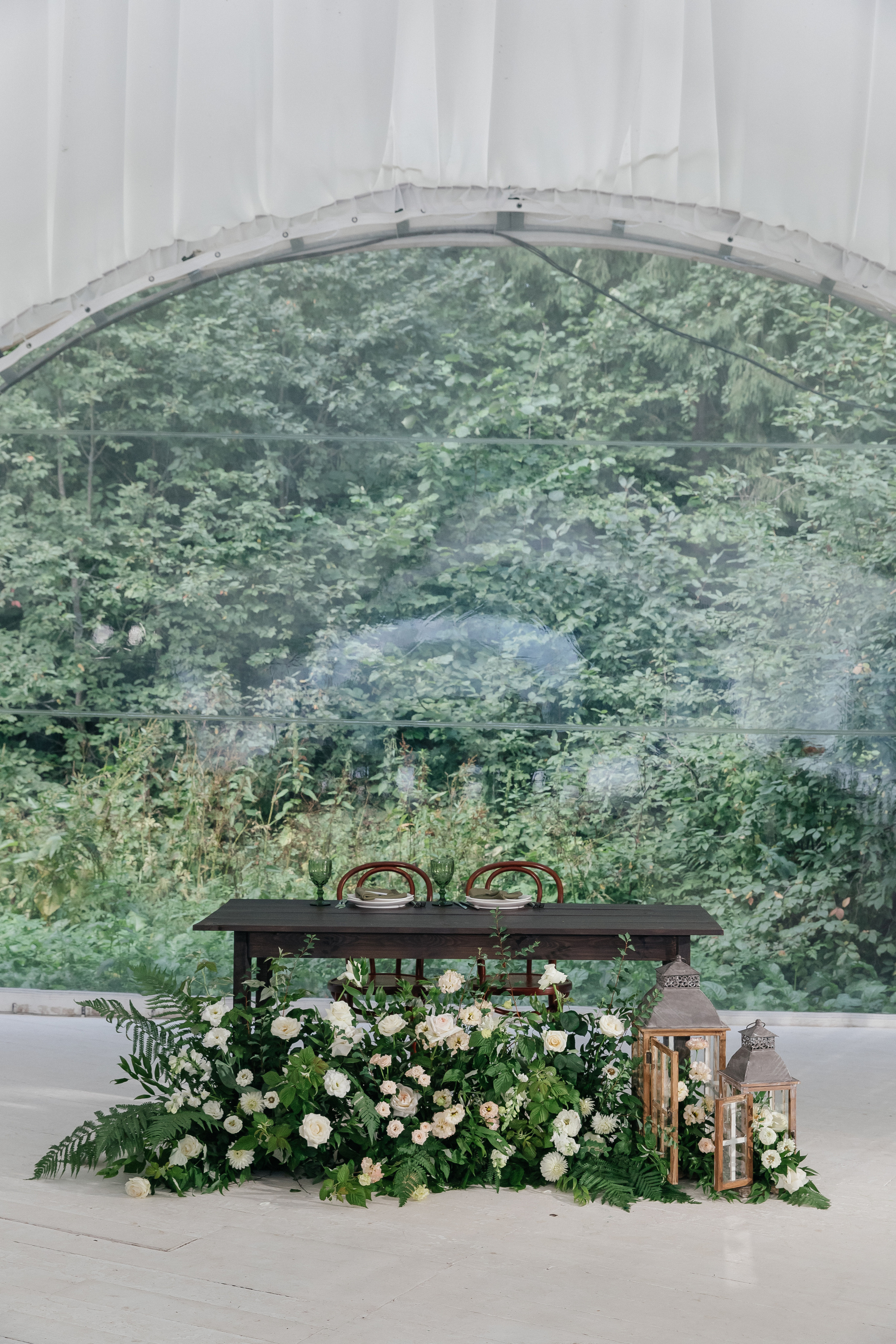 Свадьба в шатре «Лесная дача». Свадебный фотограф в Москве Элина Ларченкова. Фото, которые цепляют