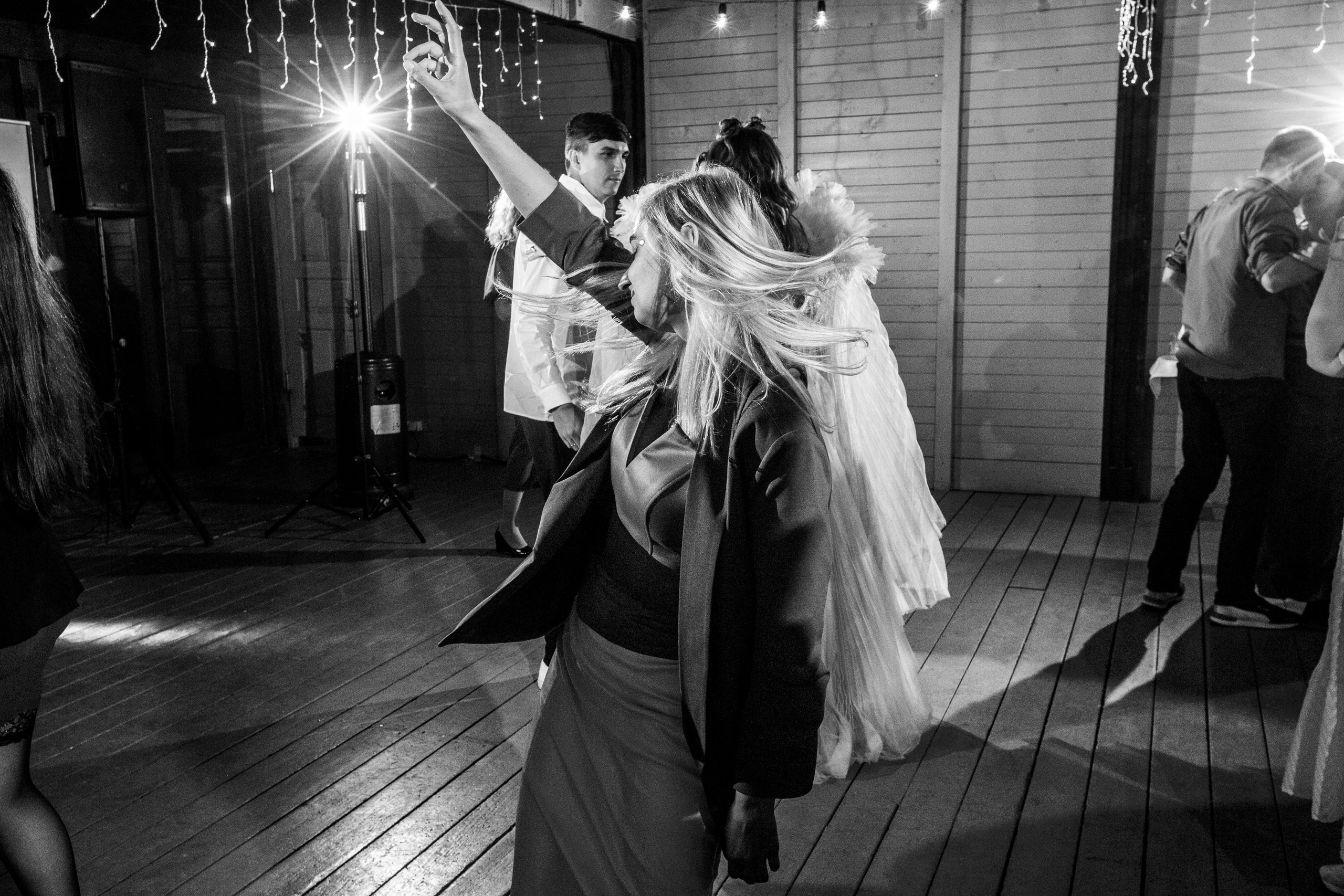 Свадебная фотосессия в усадьбе Суханово. Свадебный фотограф в Москве Элина Ларченкова. Фото, которые цепляют