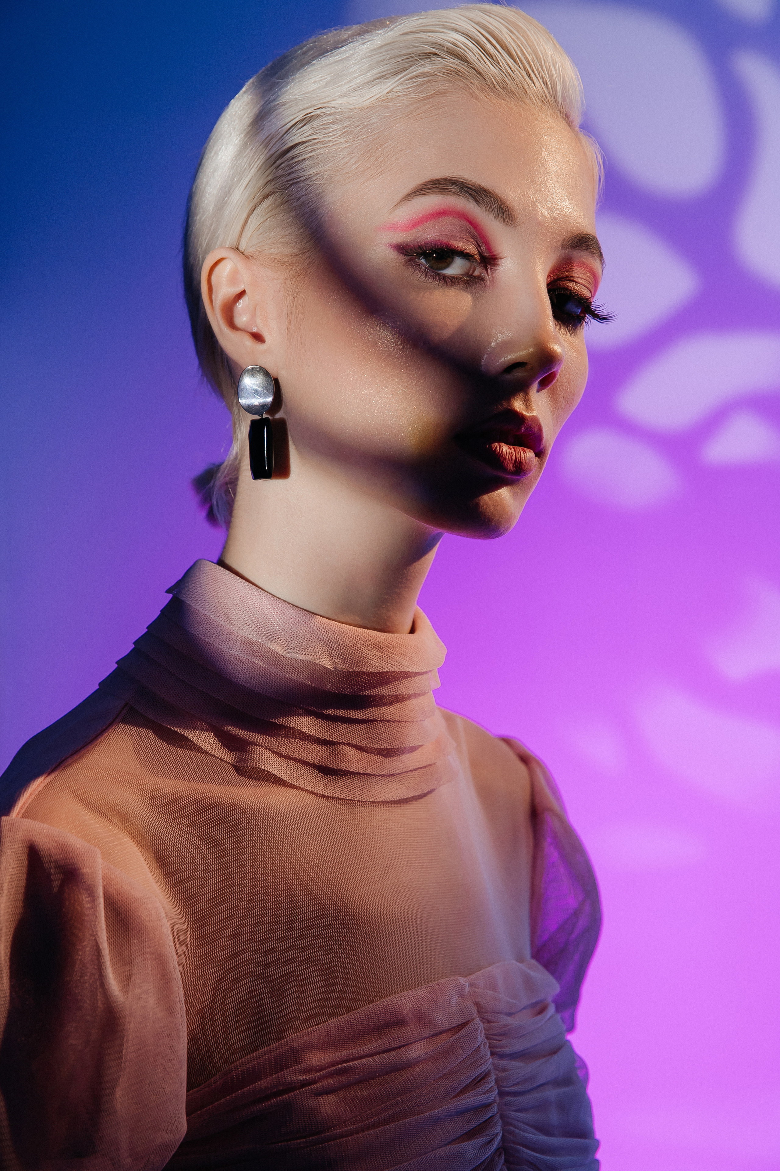 Женский портрет в студии. Свадебный фотограф в Москве Элина Ларченкова. Фото, которые цепляют