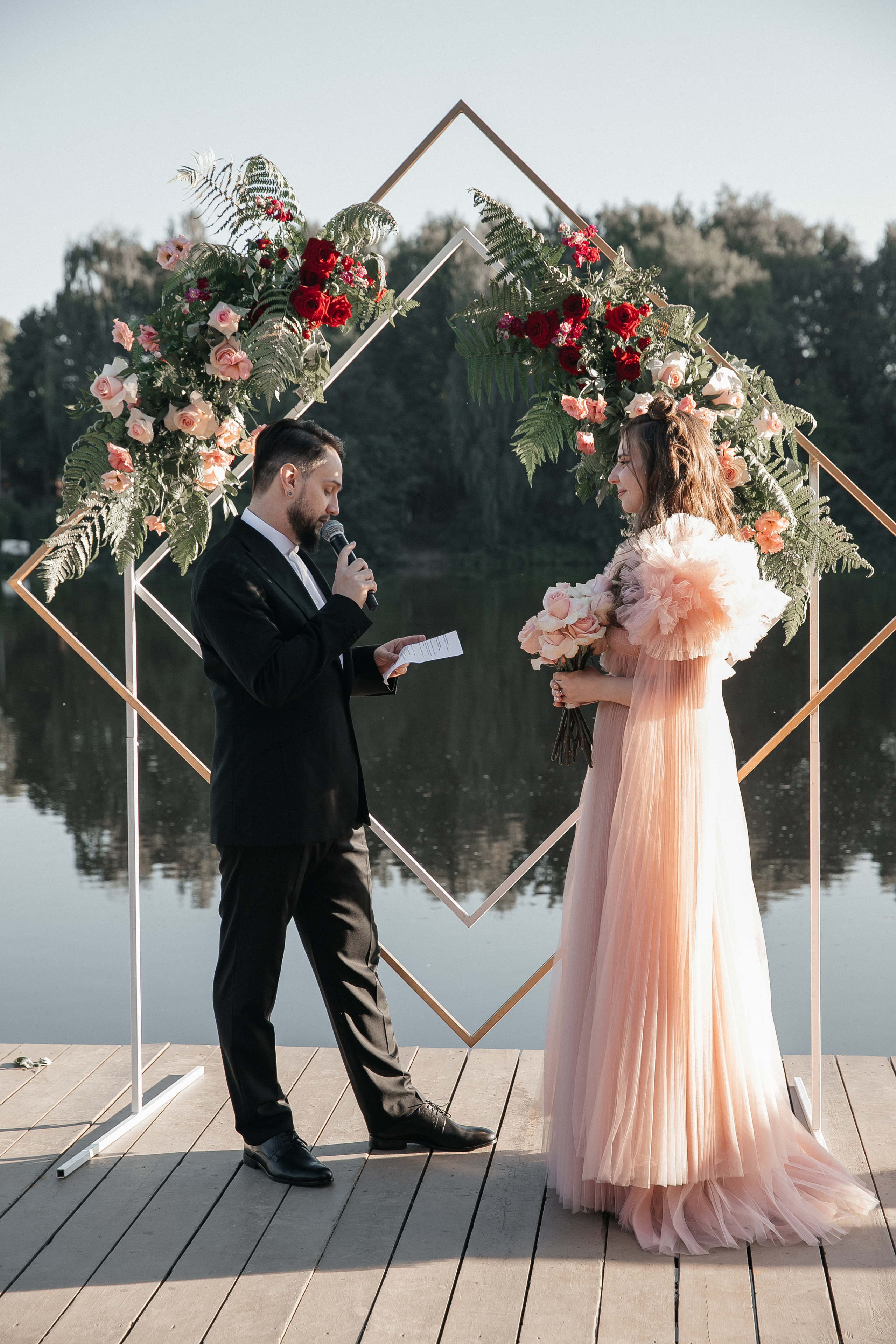 Свадебная фотосессия в усадьбе Суханово. Свадебный фотограф в Москве Элина Ларченкова. Фото, которые цепляют