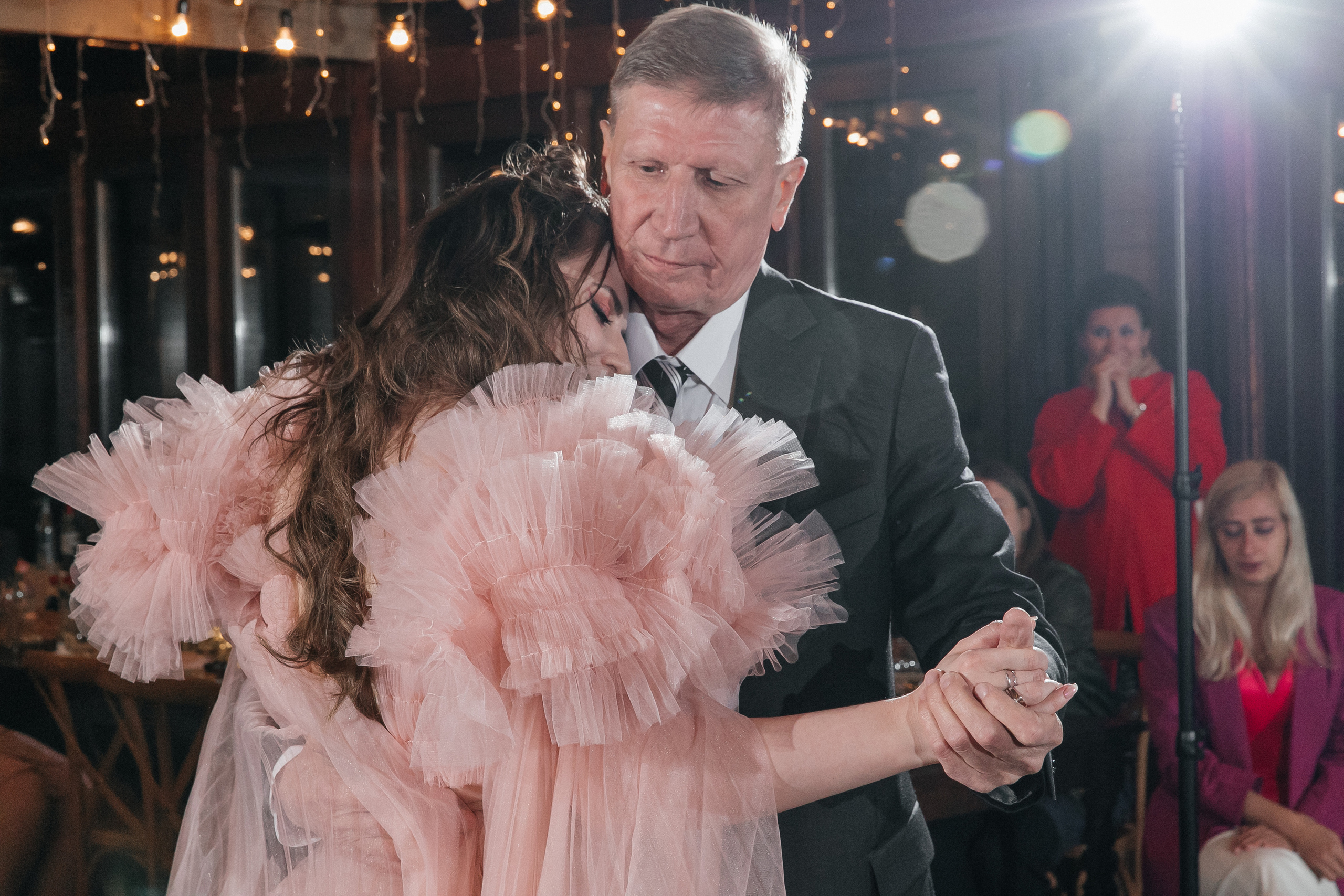 Свадебная фотосессия в усадьбе Суханово. Свадебный фотограф в Москве Элина Ларченкова. Фото, которые цепляют